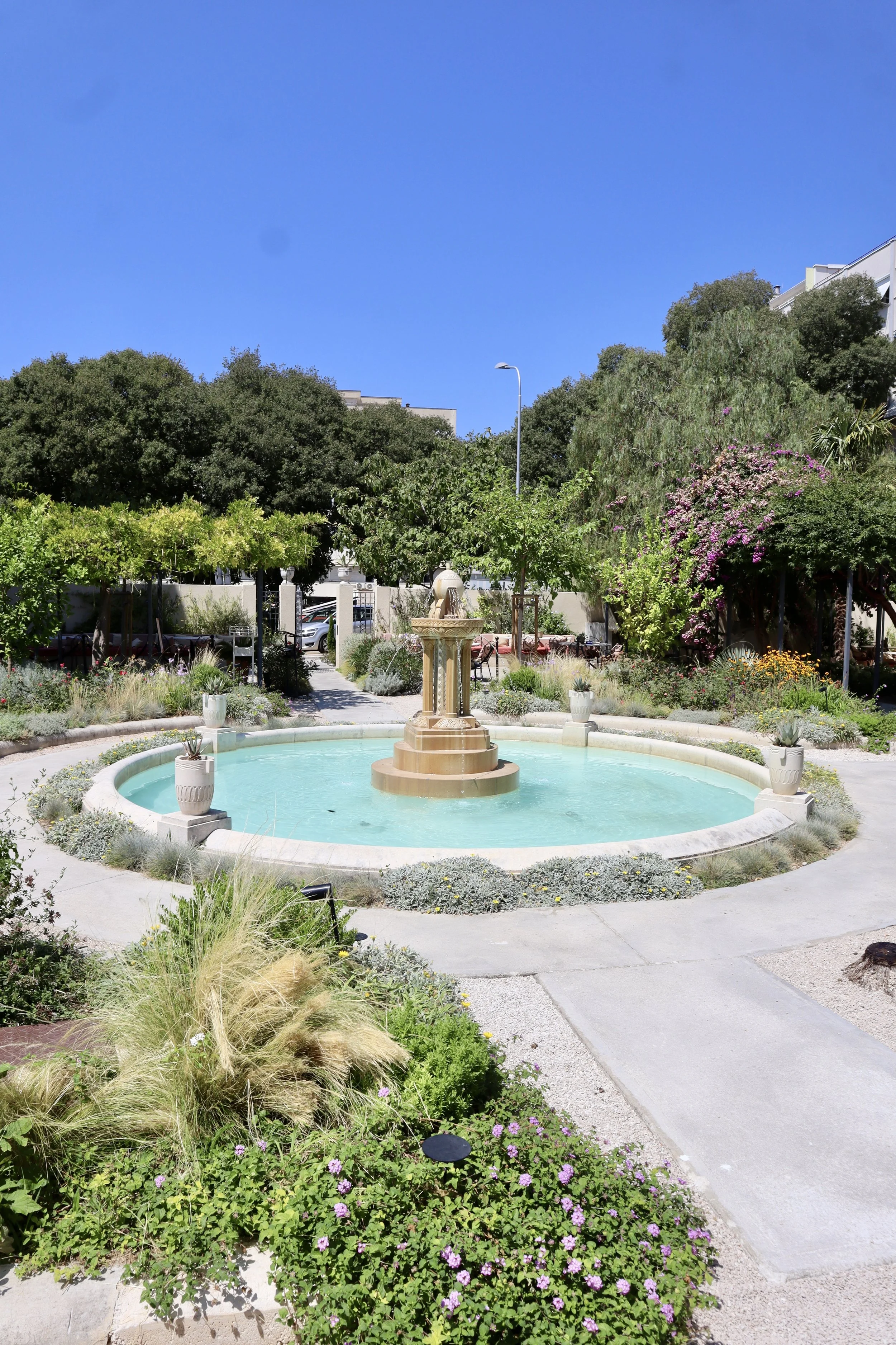 fountain.JPG