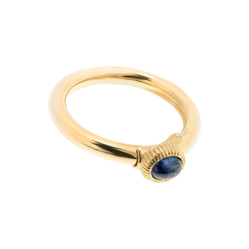 Blue Oval Cabochan Sapphire and 18kt Yellow Gold Keyring