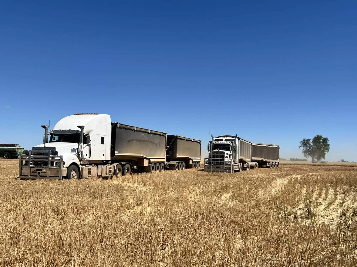 MINX Haulage and their new ‘off-road’ Super-Liner.