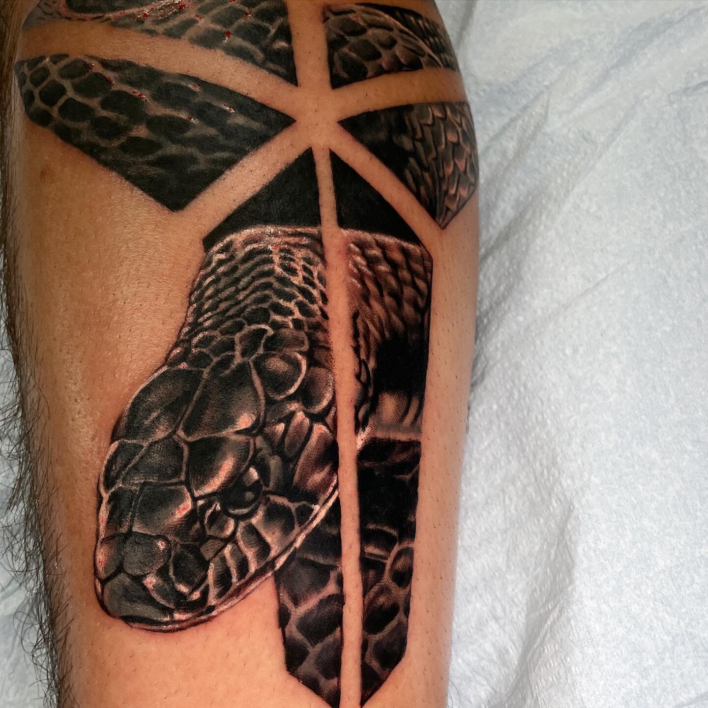 Mamba Mentality

#kobe #kobebryant #kobebryanttattoo #memorialtattoo #blackandgreytattoo #blackandgreyrealism #realismtattoo #realistictattoo #empireinks #tattoosnob