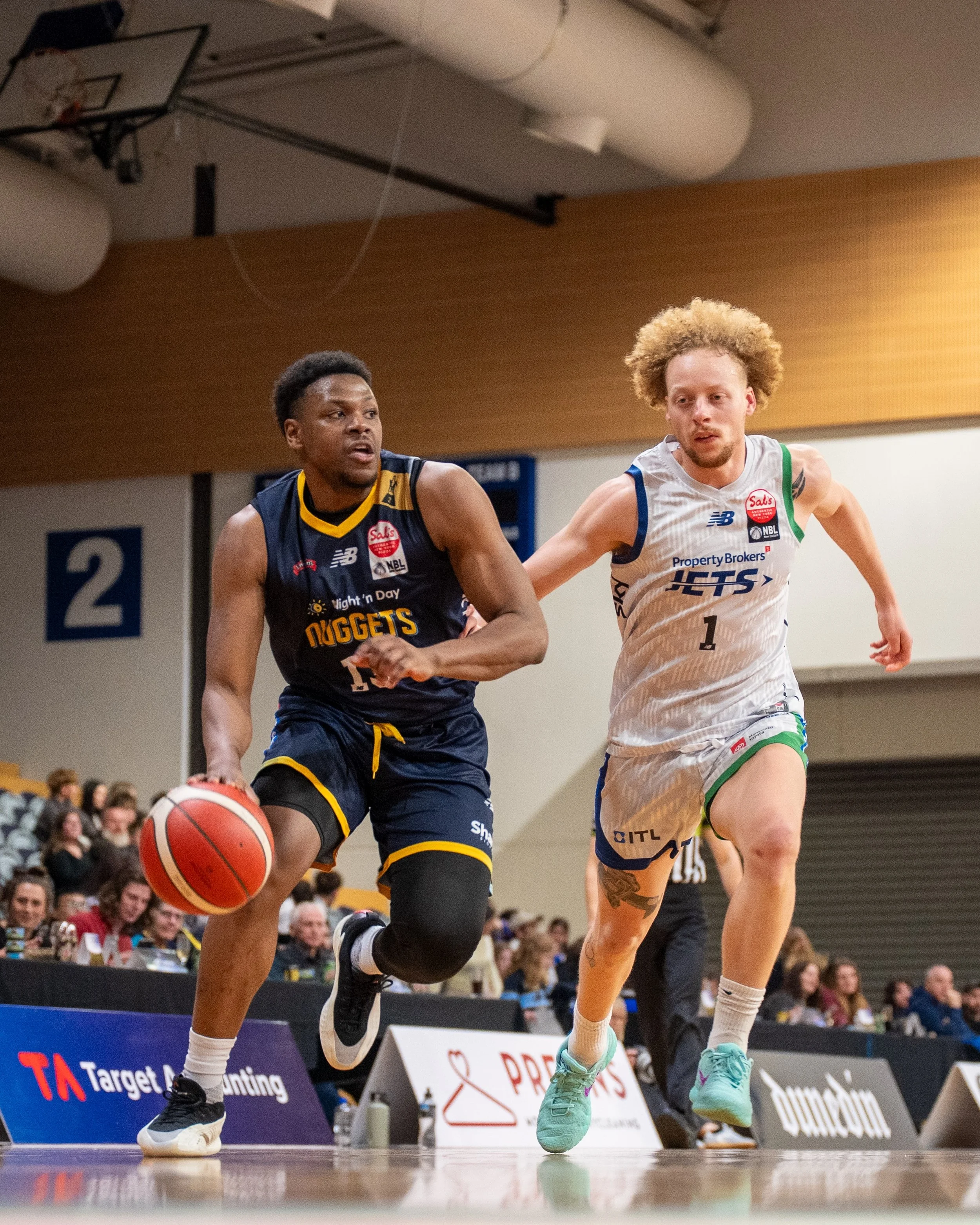 Big first half of action 🔥

Tune into the second half on @skysportnz 

@nznbl