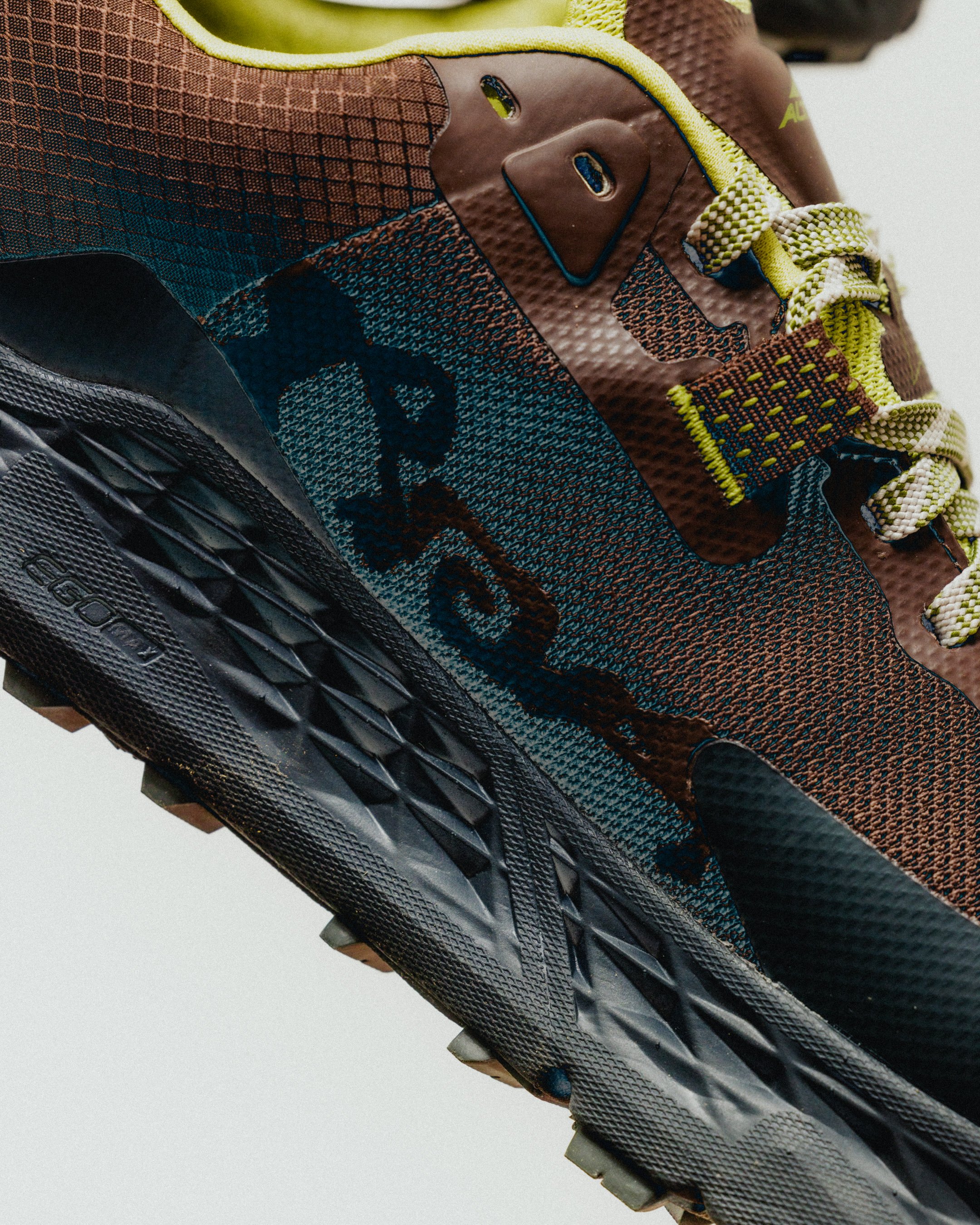 Altra x Roa - Timp 5 GTX Creative