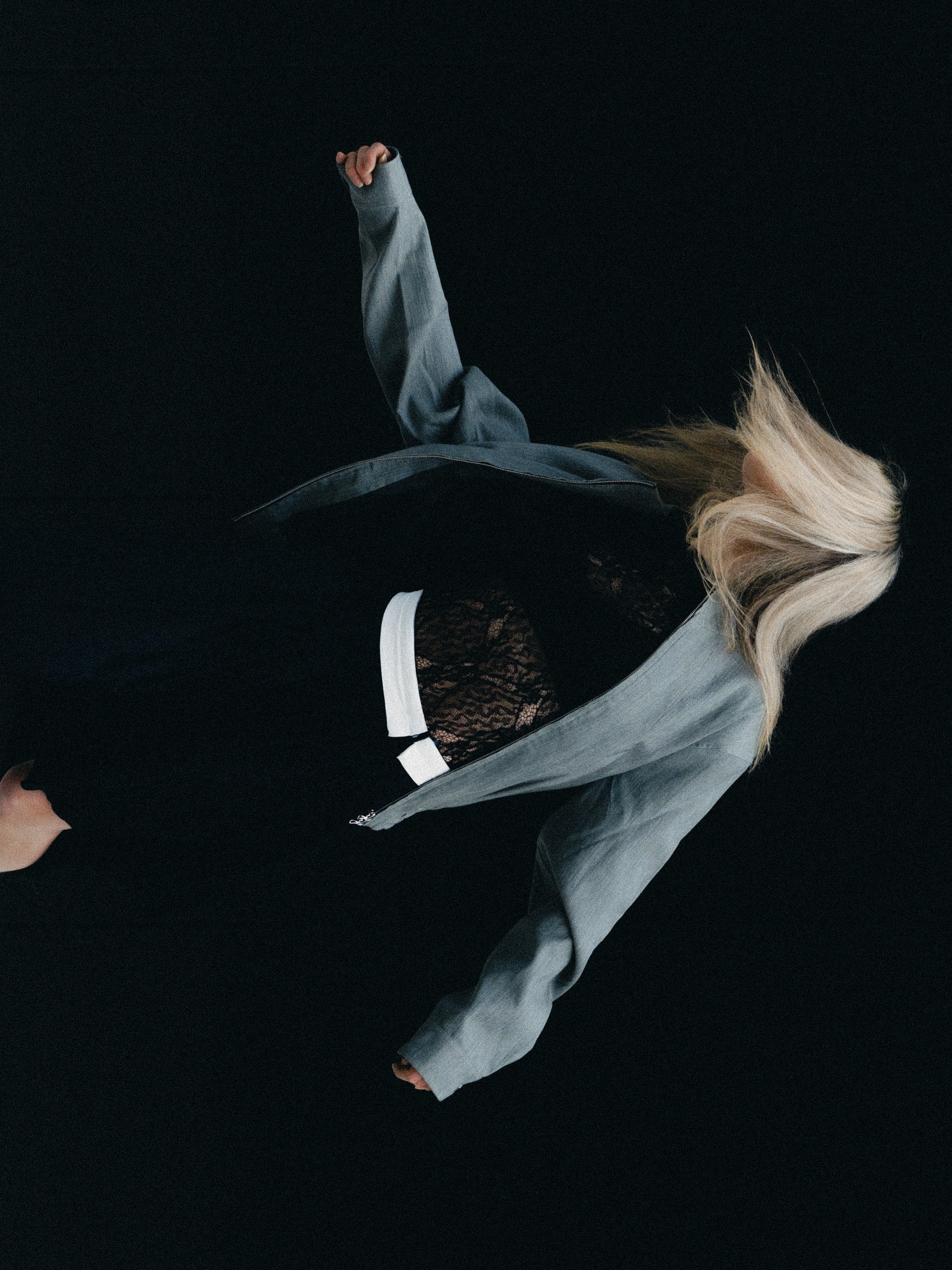 CAVEAT AW25 - Creative