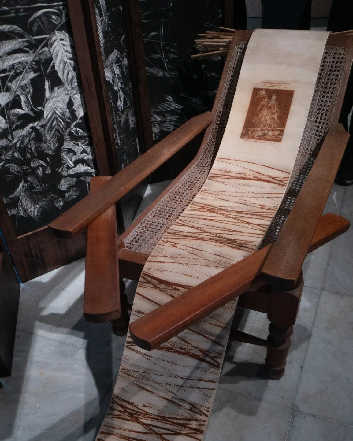 We recently had the pleasure of assisting artist @yanyunchendrawings in bringing her artwork “Rotan Rattan: Notions of Labour — Uttar Pradesh” to life through screen printing.
The piece features an industrial plywood panel resting