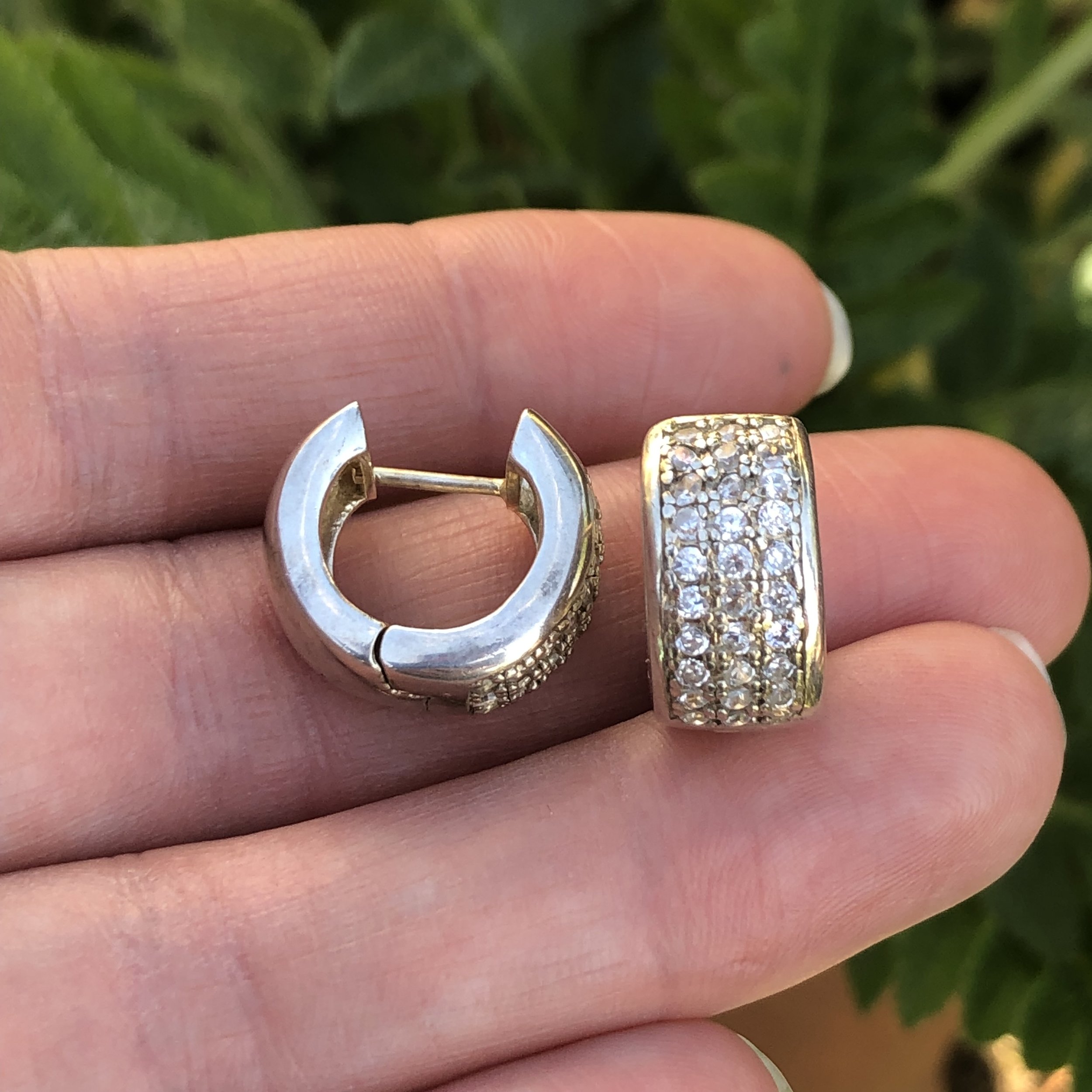 Stainless Steel Crystal Diamond Chakra Hoop Earrings For Men And Women  Sterling Silver And 14K Rose Gold Stainless Steel Stud Earrings From  Goodlinessjewelry, $1.3 | DHgate.Com