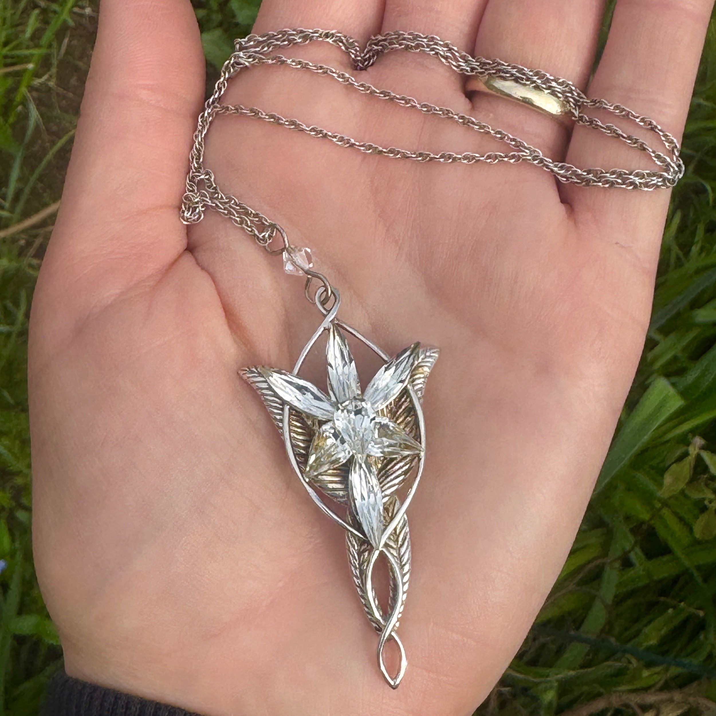 Pre-owned Sterling Silver Arwen's Evenstar Necklace - Lord of the Rings Official Merch