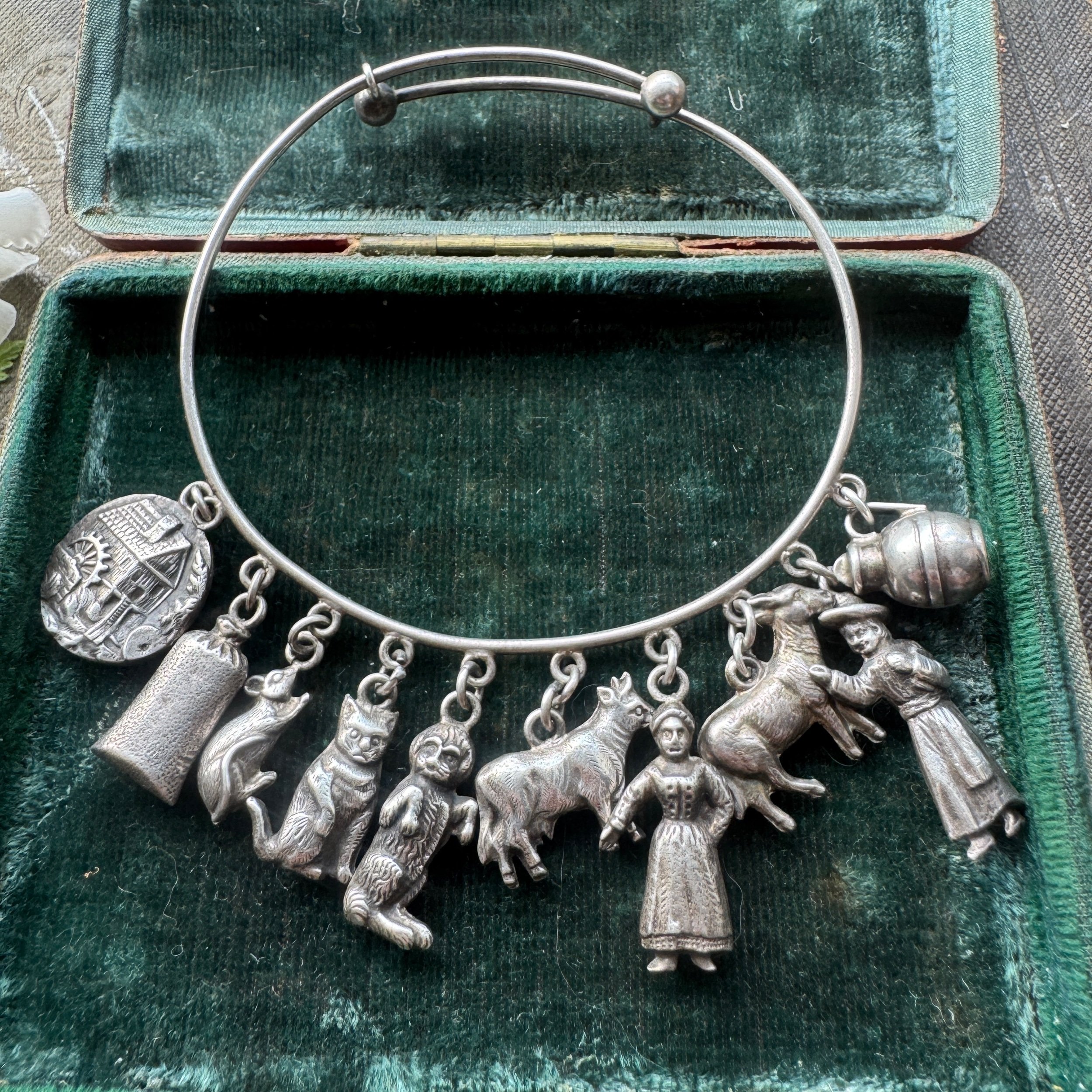Victorian Silver Expanding Charm Bracelet with Farm / Animal / Countryside Theme
