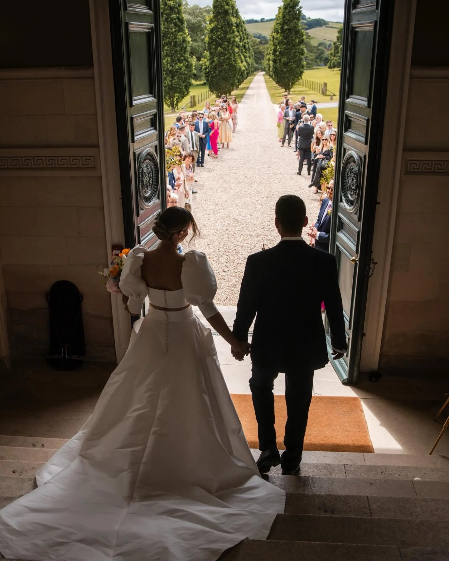 2025 was mega - thanks to all of my couples who let me photograph their day. From the blue skies of Carbis Bay to the beautiful Cotswolds, it&rsquo;s been a belter. 

#coombelodge#carbisbay#cotswolds#greattythebarn#weddingphotographeruk