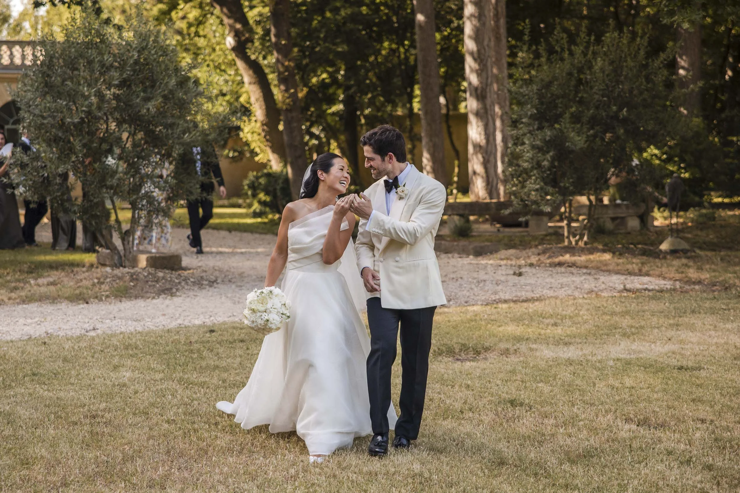 chateau-de-beauregard-wedding-photographer-044.JPG