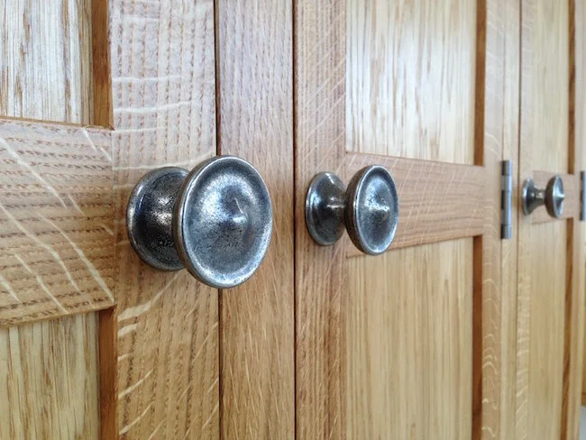 Oak Cupboard - Pewter handle Close Up..JPG