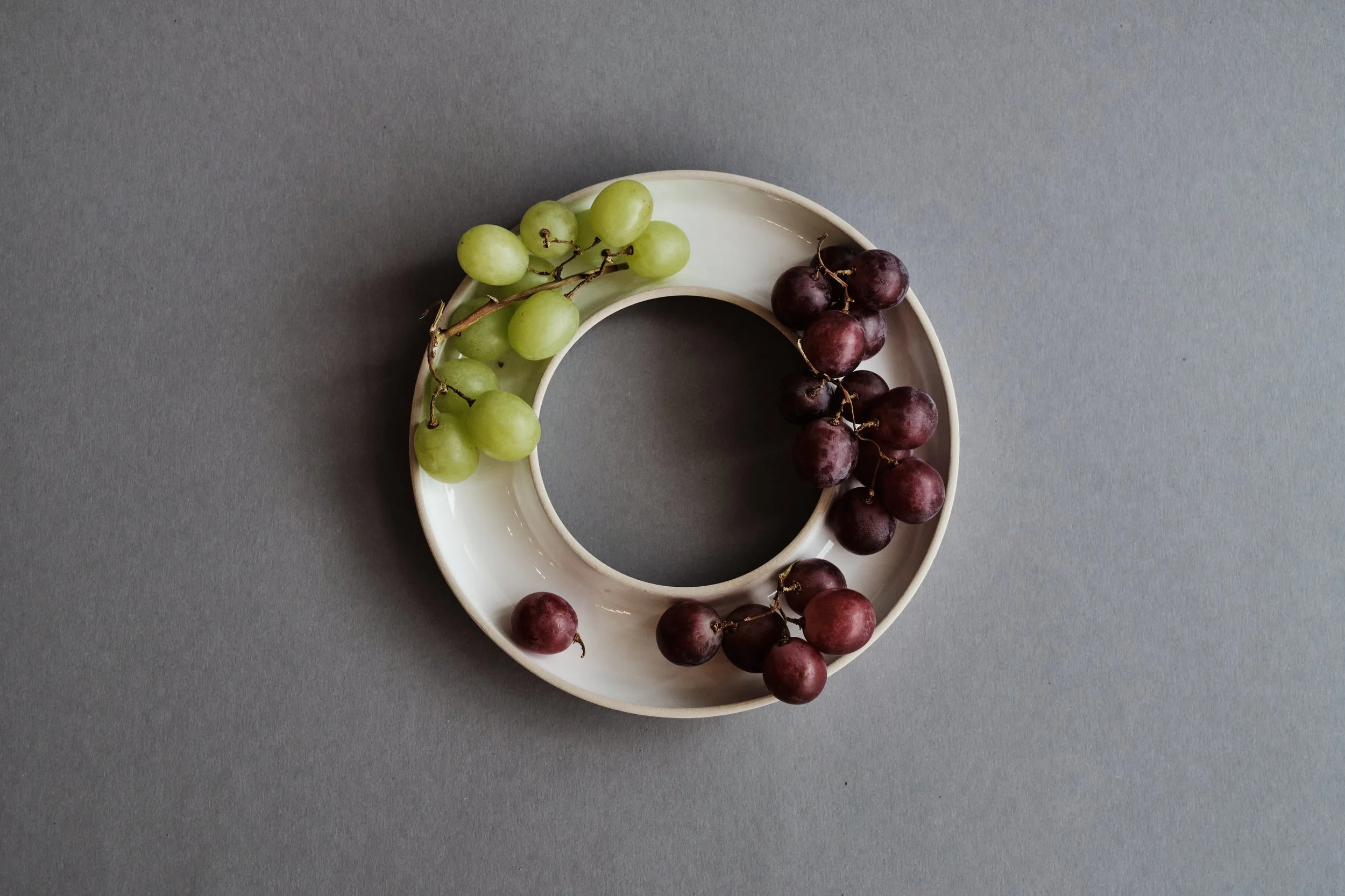 STUDIO ROKA WHITE OLIVE RING 6.jpg