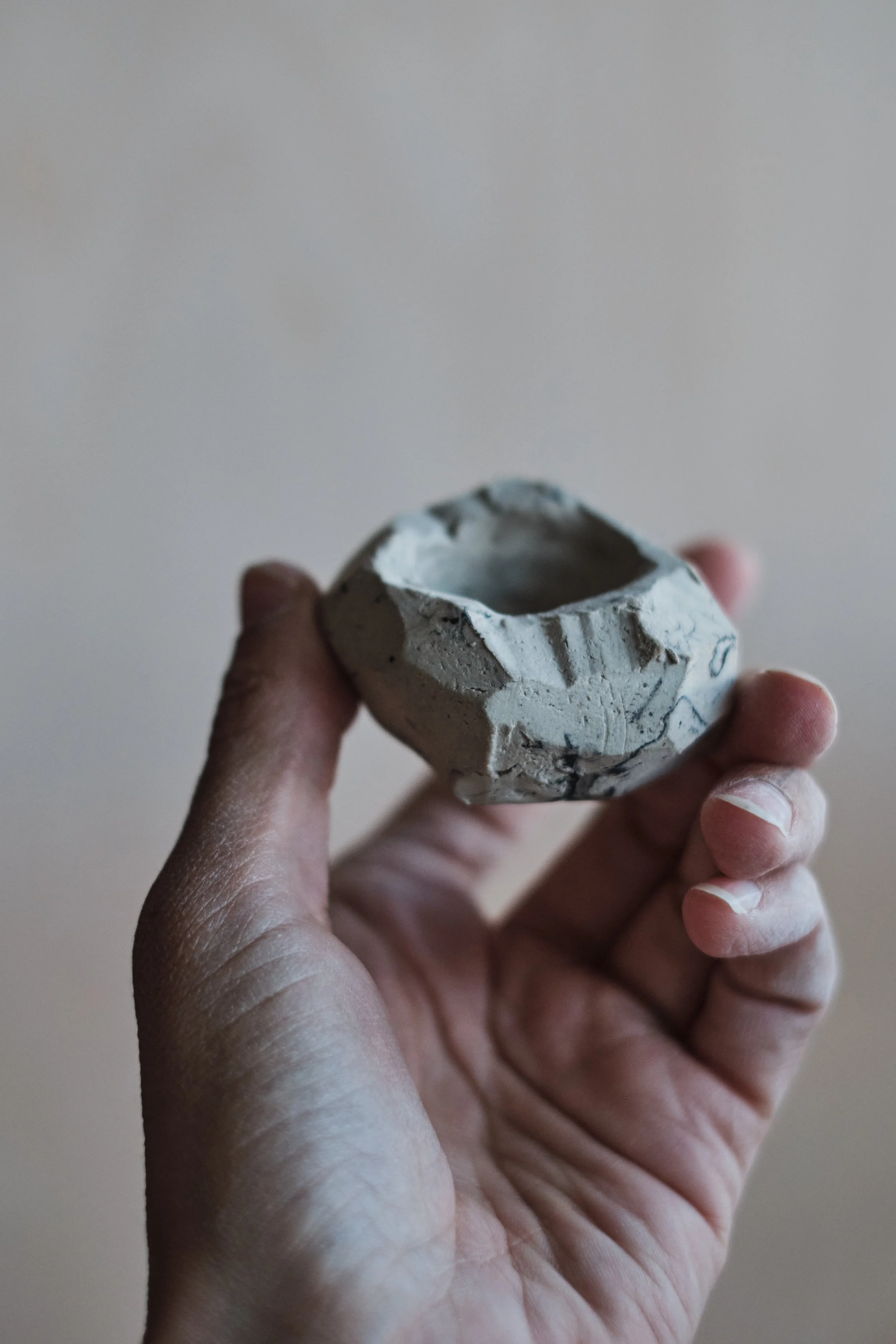 file STUDIO ROKA - handmade ceramics Zürich-ikebana, interior design 6.jpg
