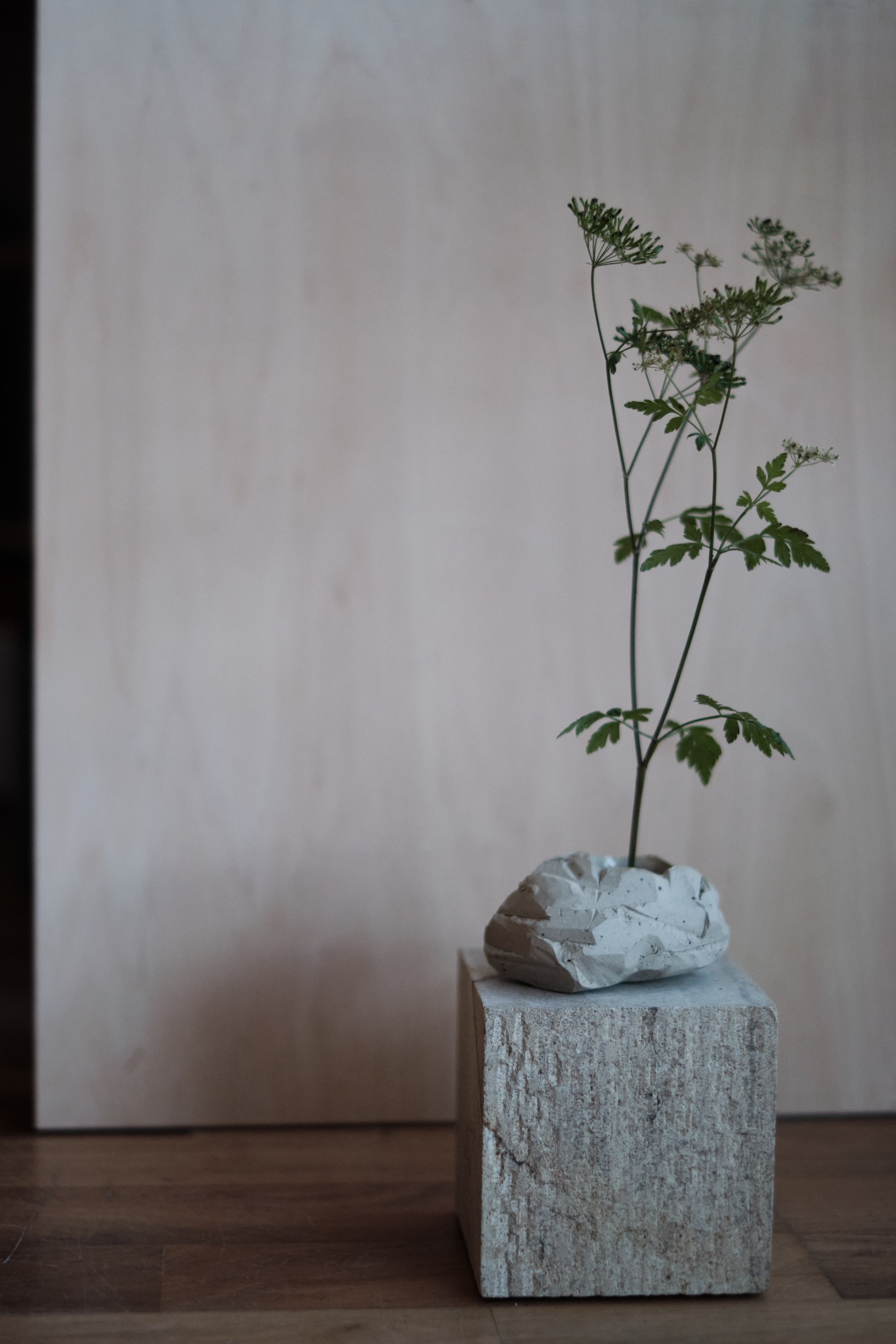 file STUDIO ROKA - ikebana stones handmade ceramics 8.jpg