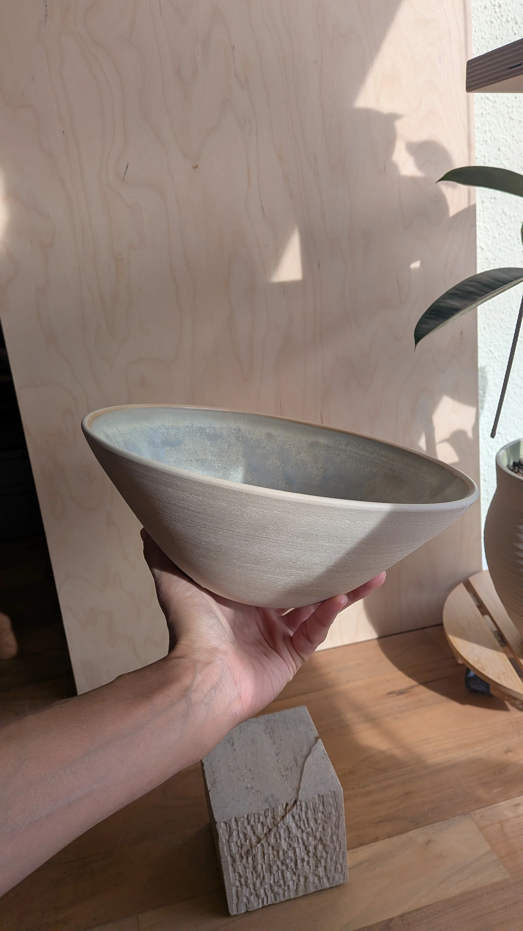 Medium Serving Bowl – Sand & Slat