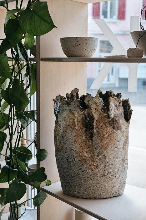 file STUDIO ROKA for rent-rapture vase large- 40cm-1 pcs..jpg