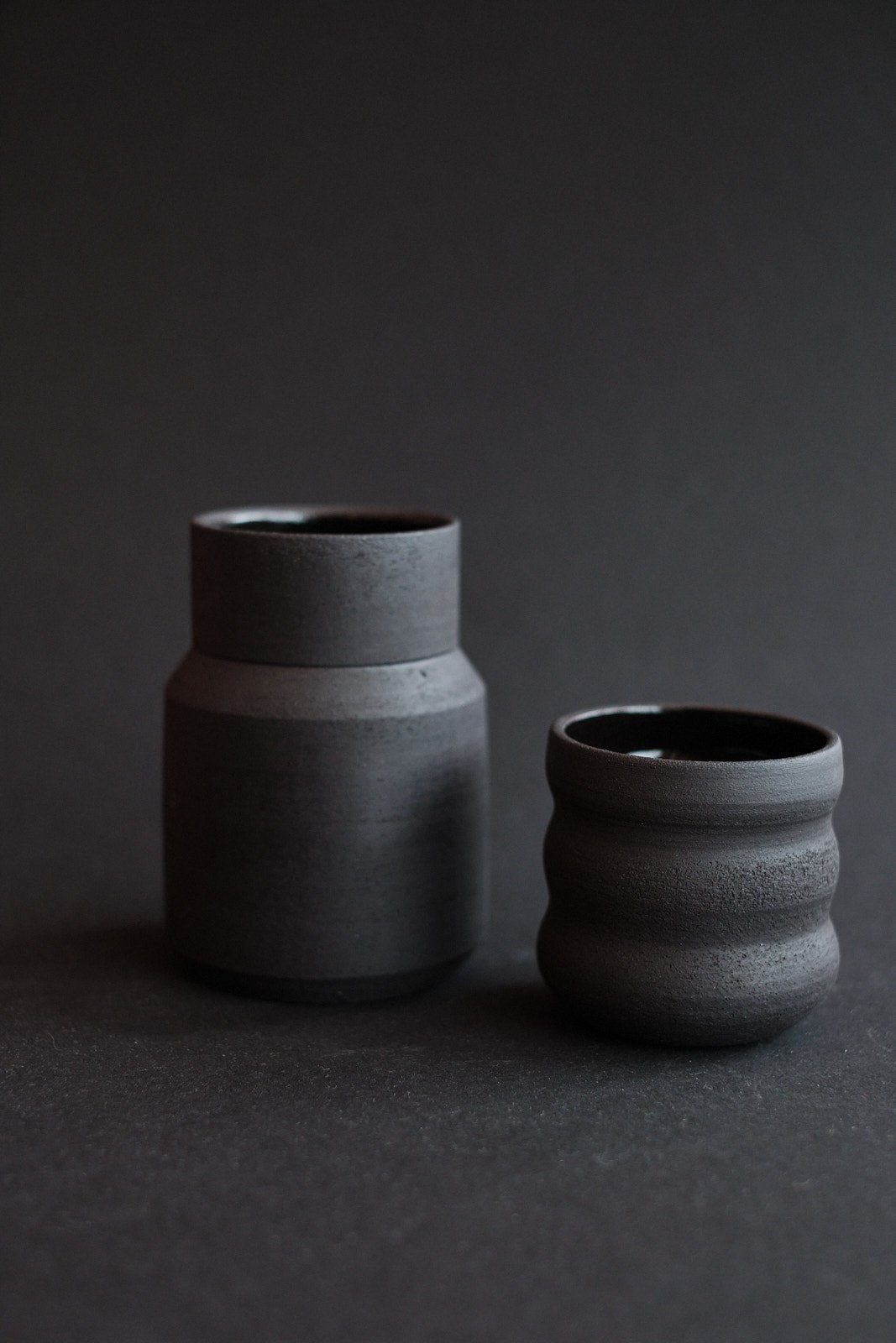 file STUDIO ROKA BLACK CLAY 4.jpg