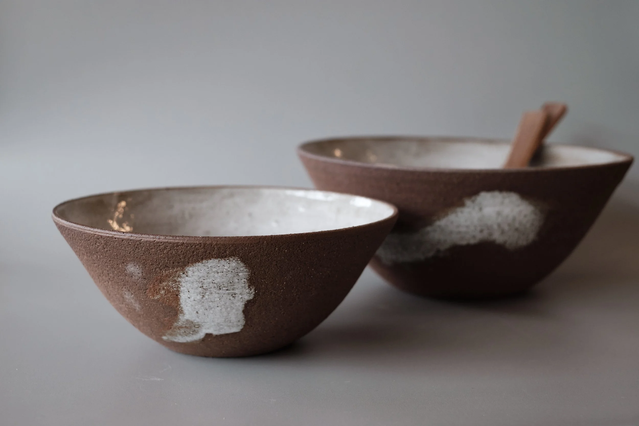 file STUDIO ROKA  - SERVING SALAD BOWL RED BRUSHSTROKE 1.jpg