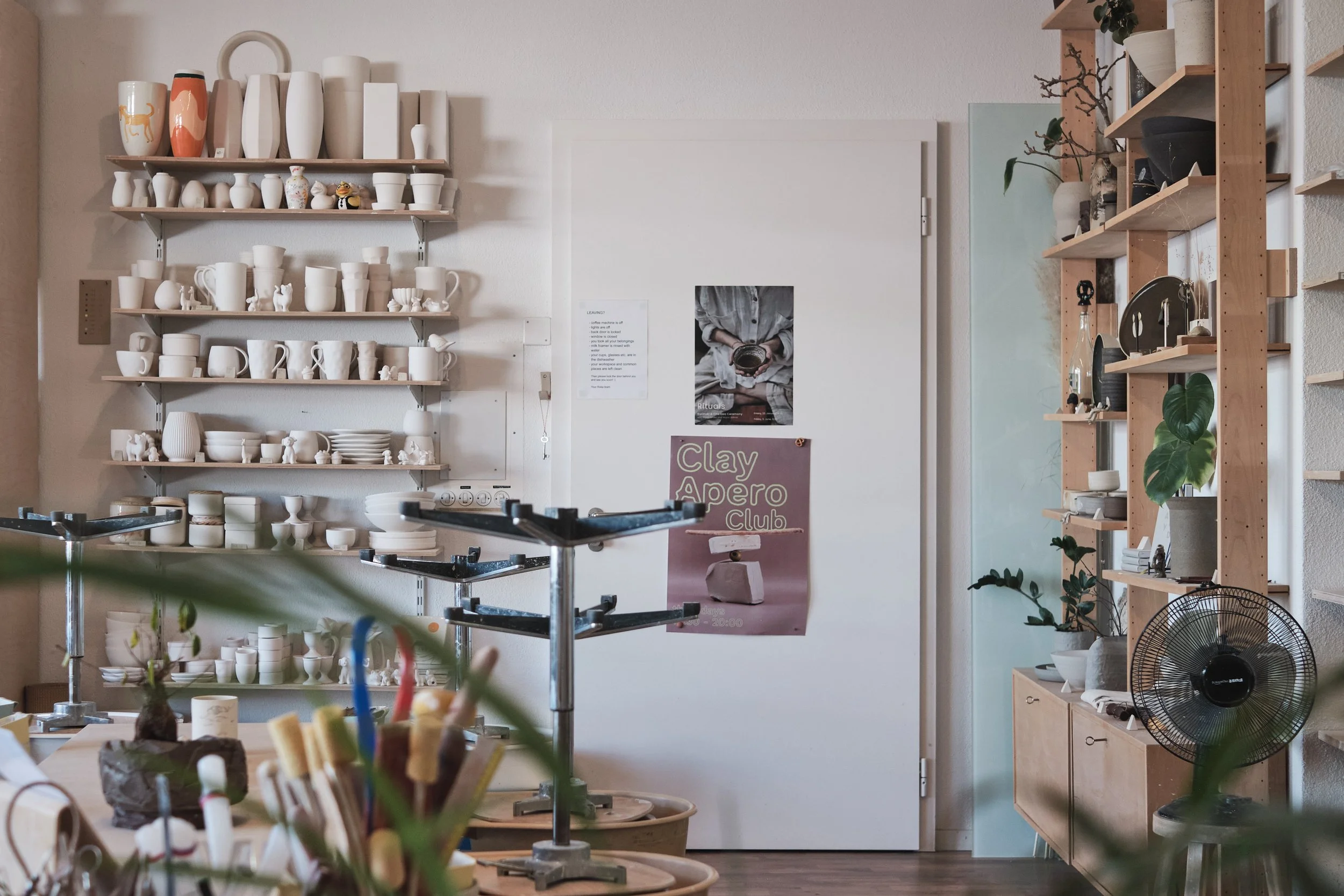 file STUDIO ROKA  pottery studio mood photos Zürich 5 1.jpg