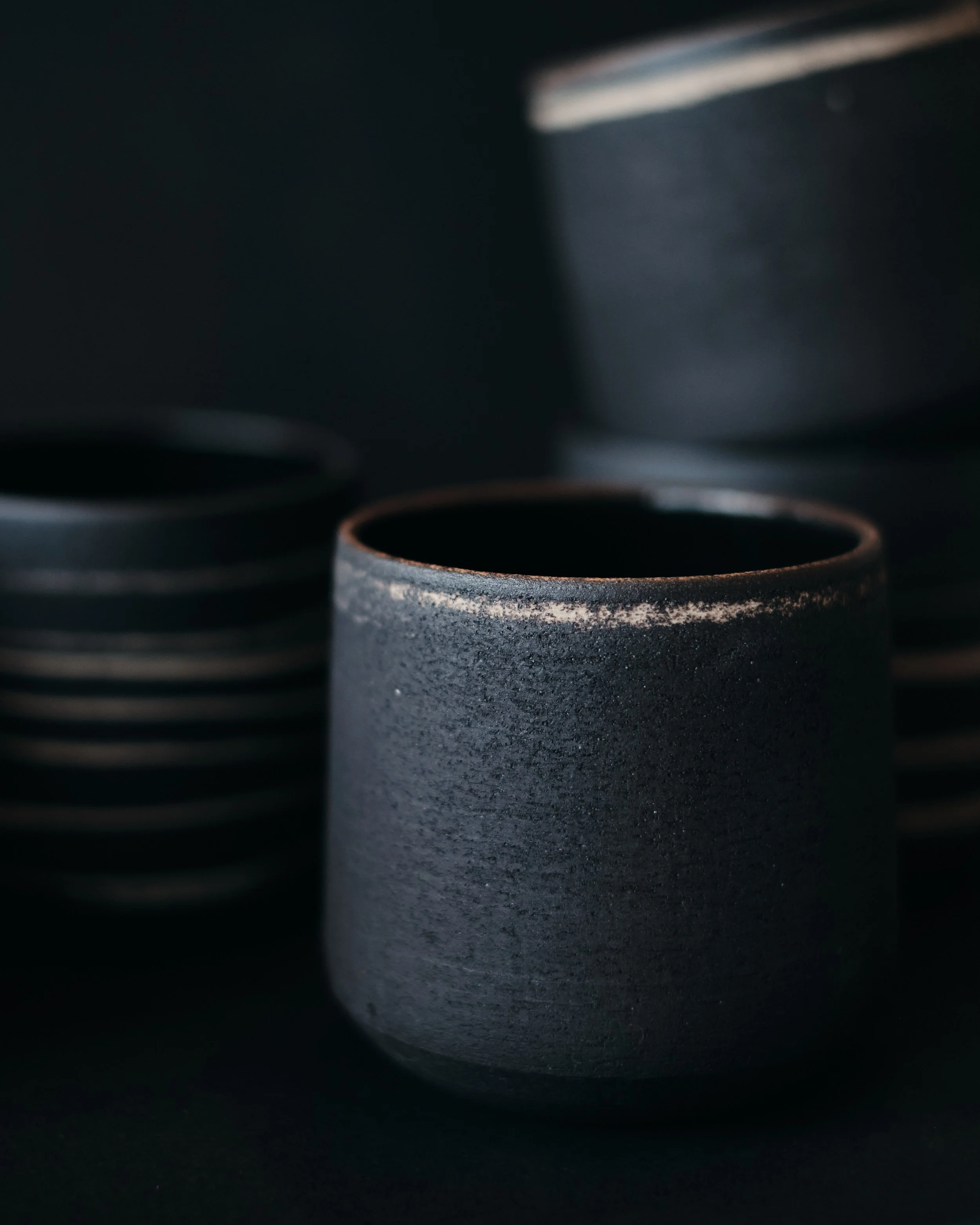 file STUDIO ROKA - SWIRL CUPS TUMBLERS BLACK 2.jpg