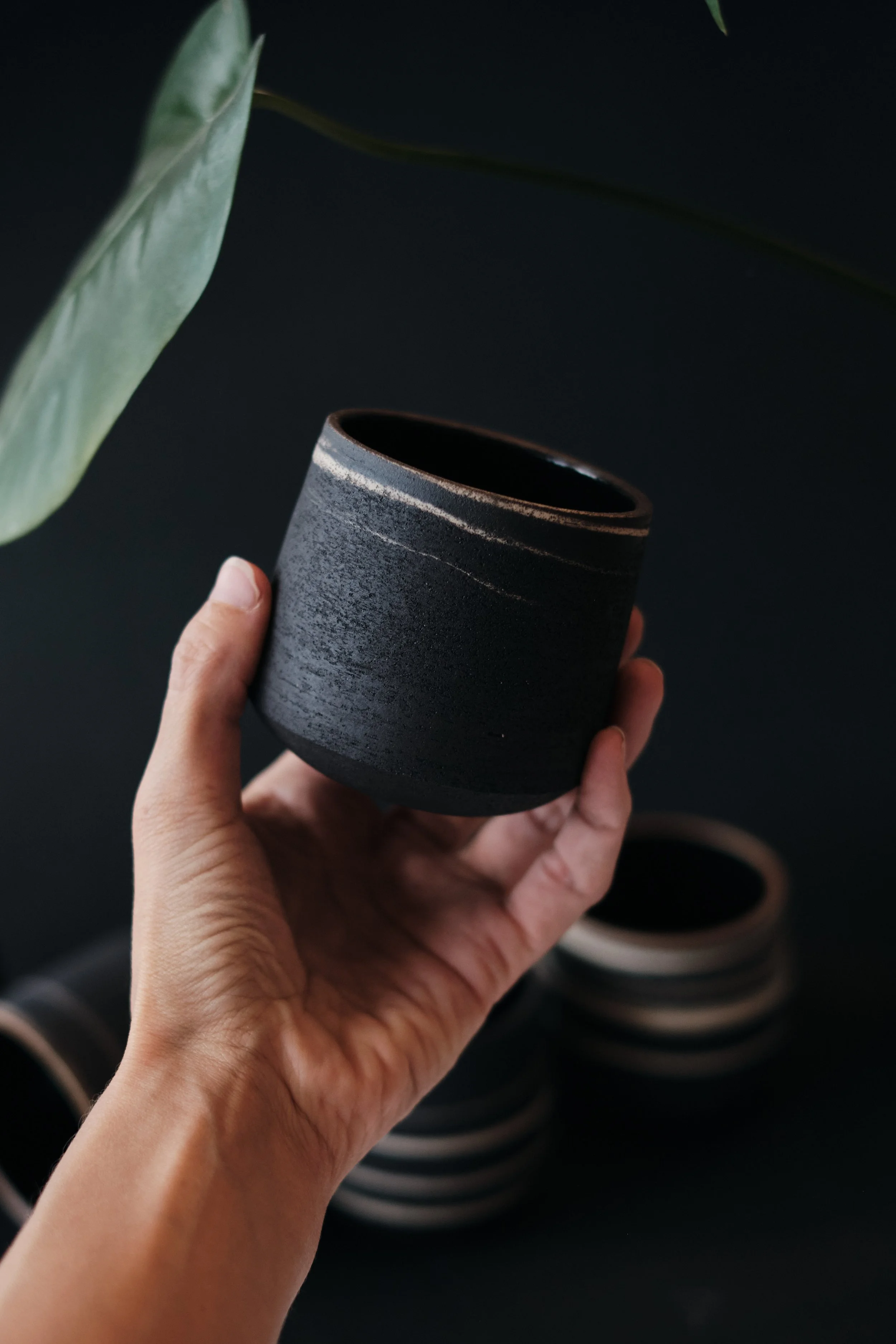 file STUDIO ROKA - SWIRL CUPS TUMBLERS BLACK 7.jpg