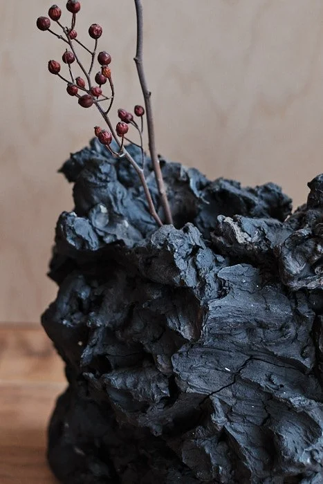 file STUDIO ROKA - organic vulcanic eruption sculpture 2.jpg