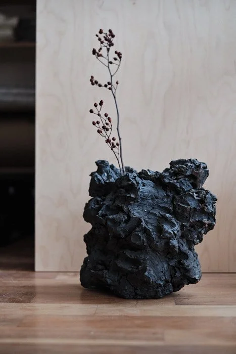 file STUDIO ROKA - organic vulcanic eruption sculpture 1.jpg