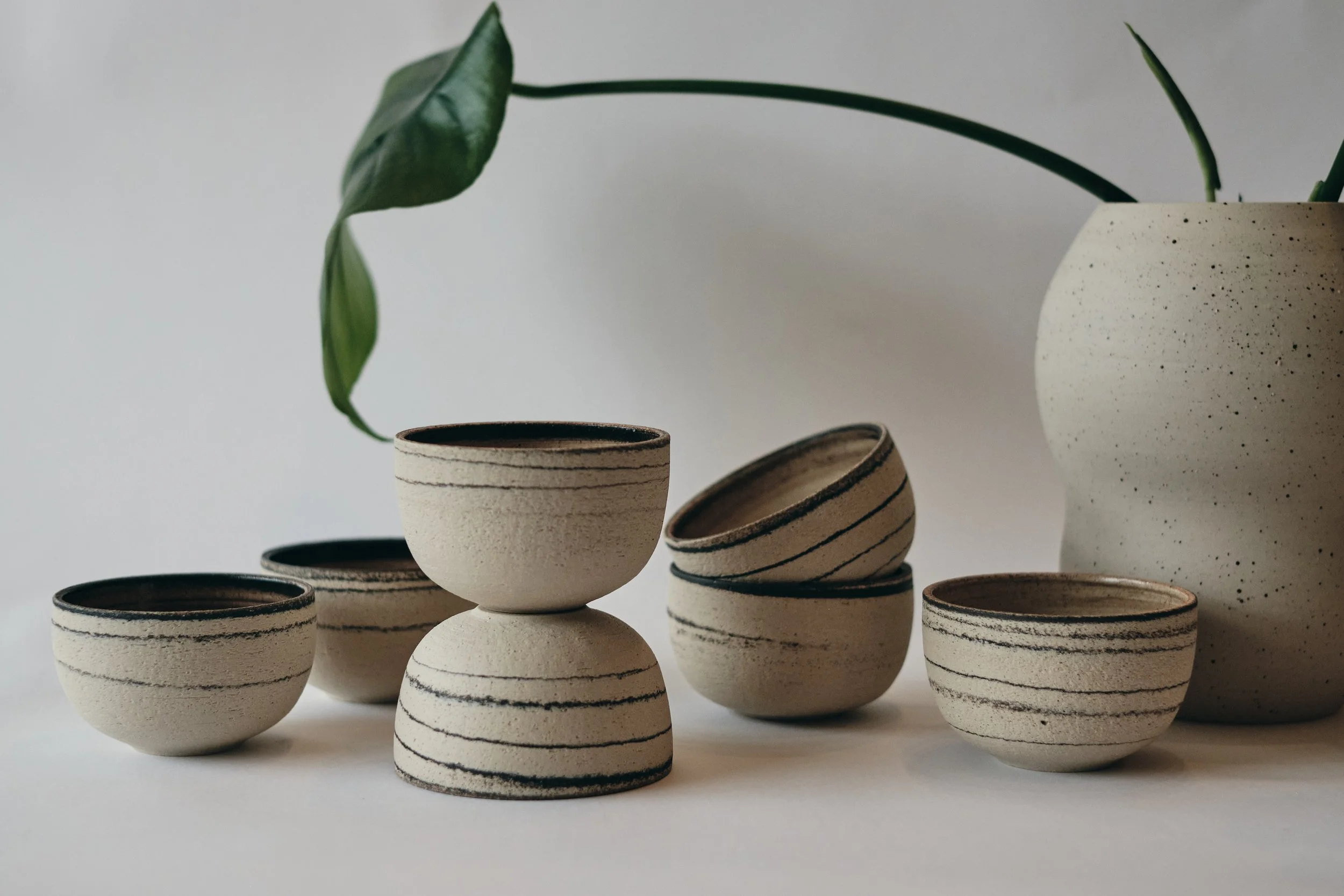 file STUDIO ROKA - CLASSIC CAPPUCCINO SWIRL CUP 5.jpg