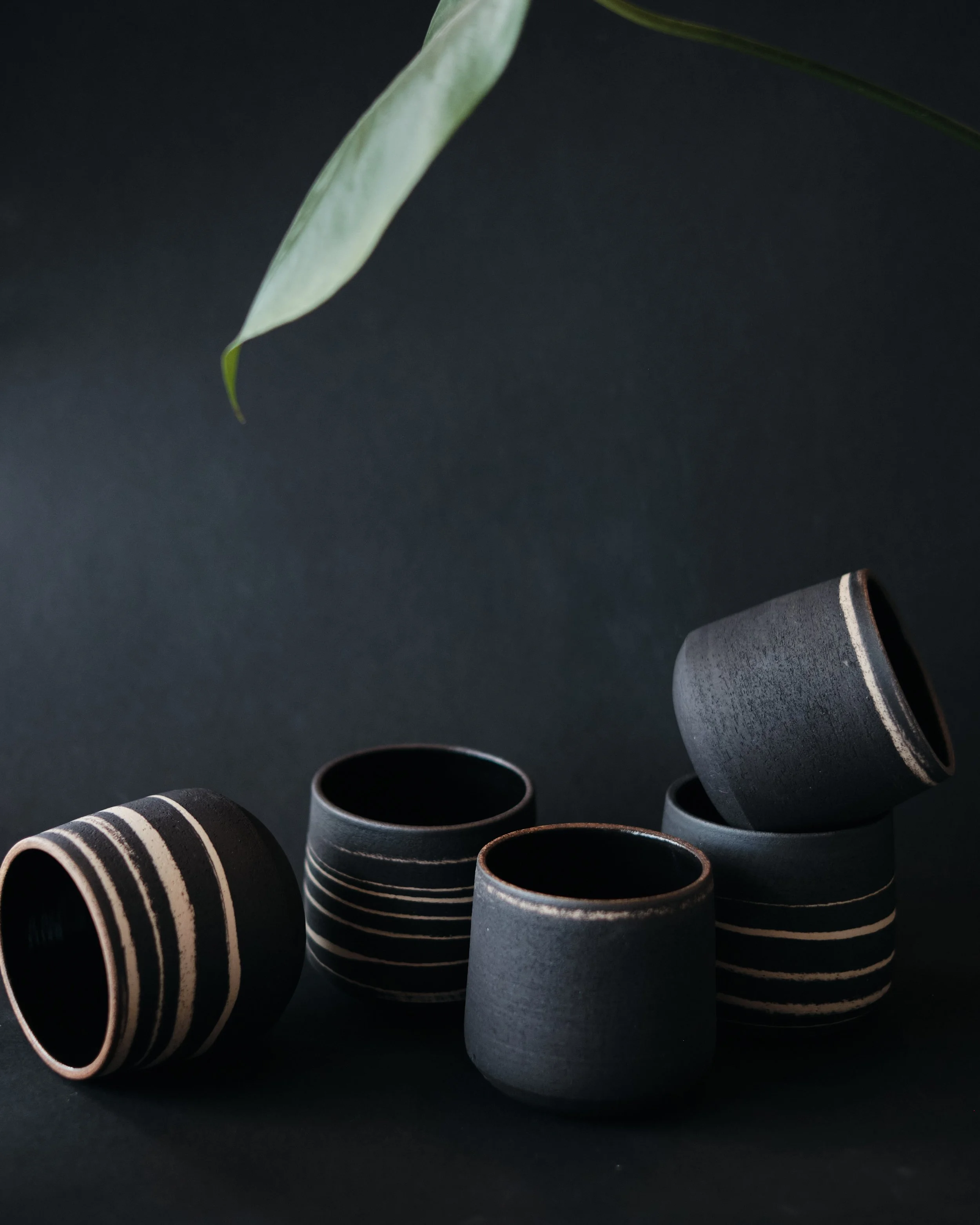 file STUDIO ROKA - SWIRL CUPS TUMBLERS BLACK 3.jpg