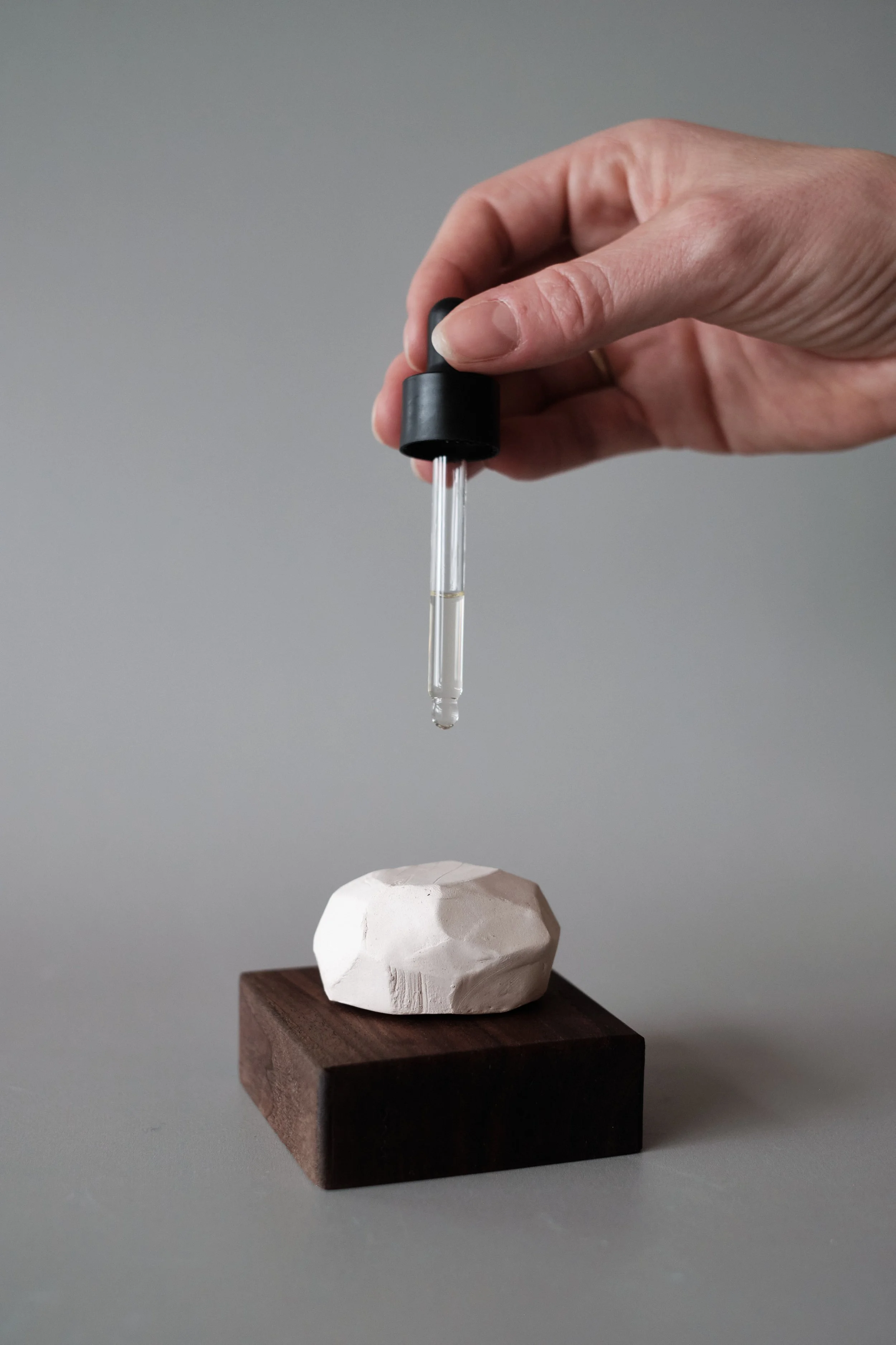 file STUDIO ROKA  - AROMA STONE DIFFUSER 3.jpg