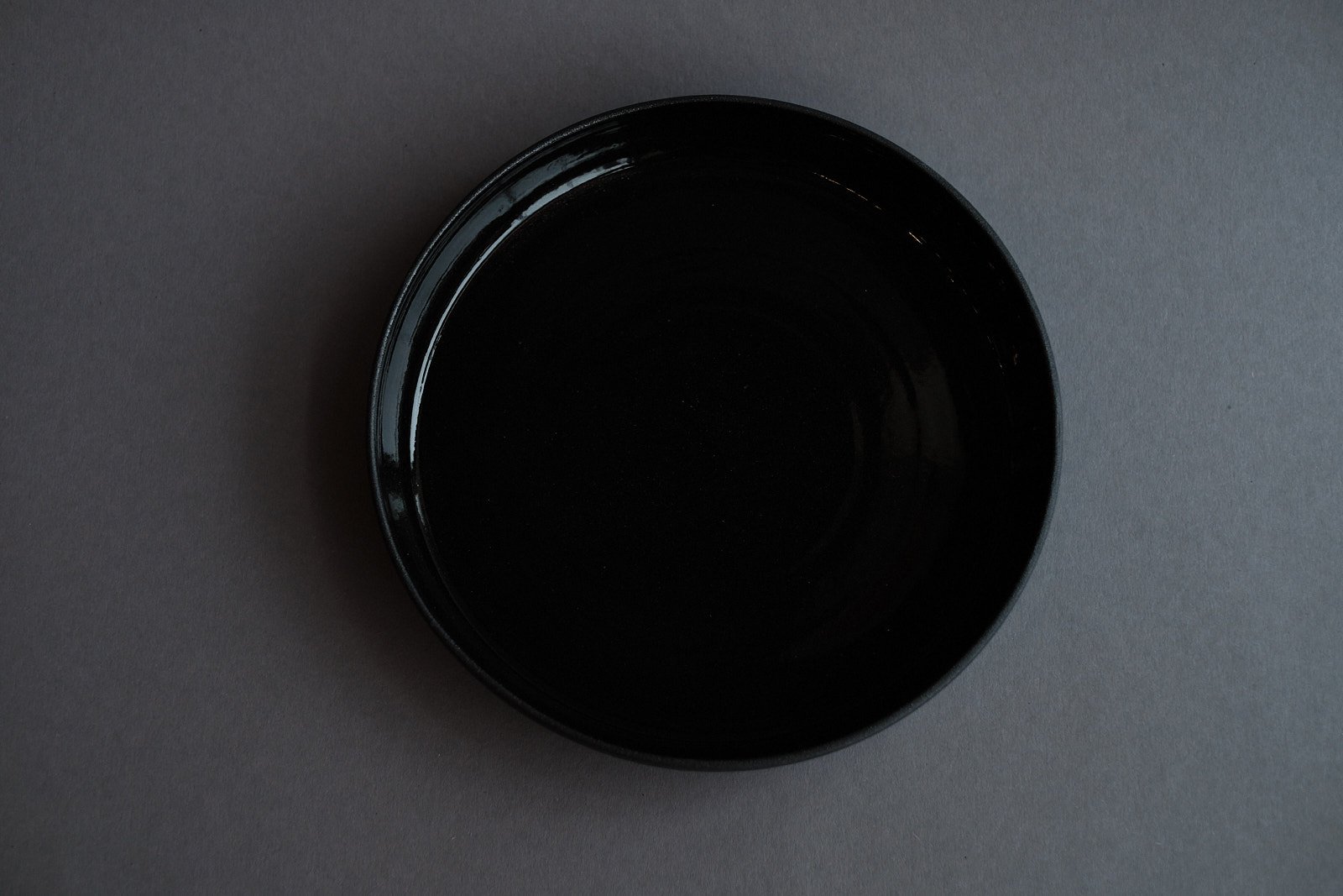 file STUDIO ROKA BLACK CLAY TRAY 5.jpg