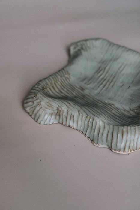 file STUDIO ROKA for rent- sculptural platter small- 25x20cm-1 pcs. 2.jpg