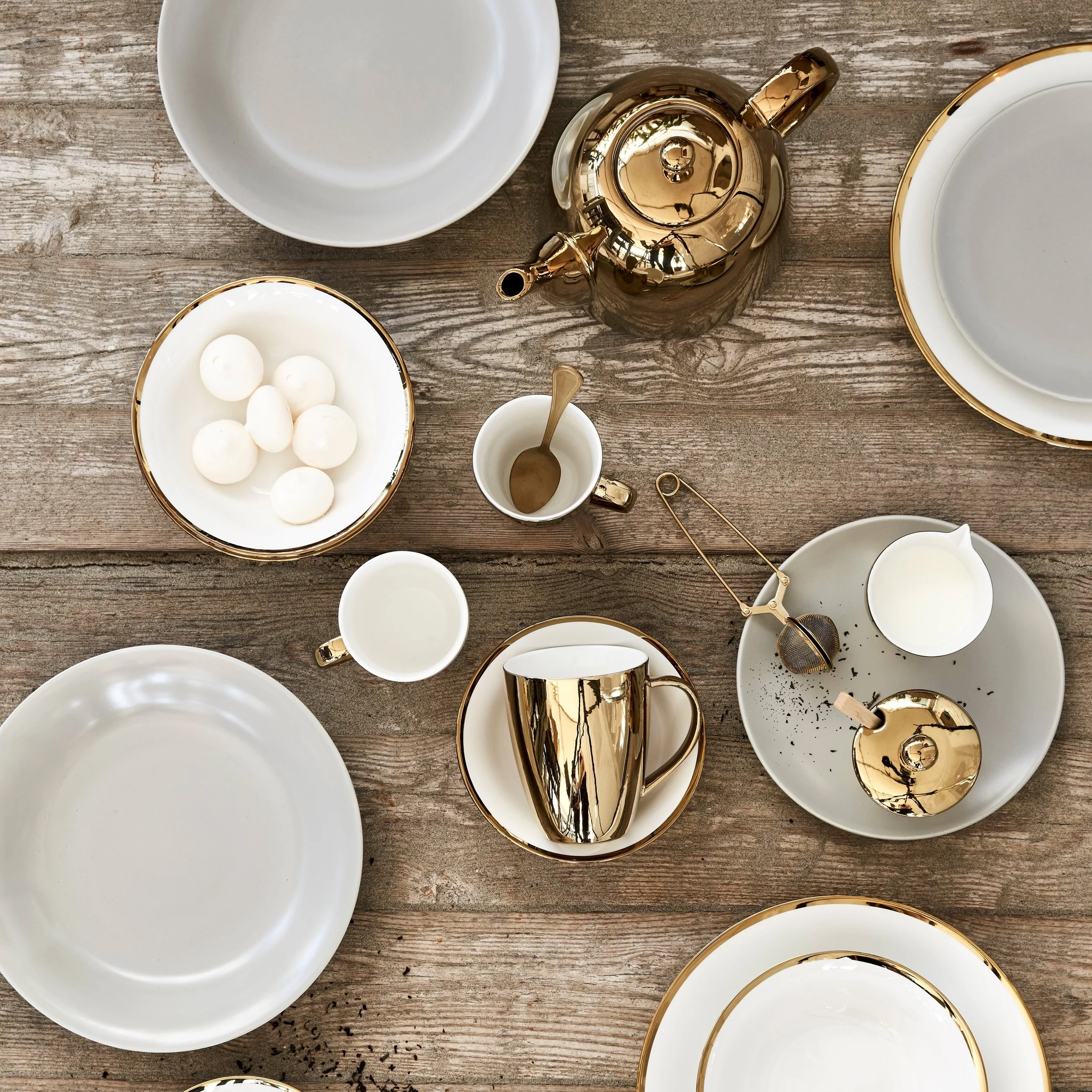 vt wonen servies goud