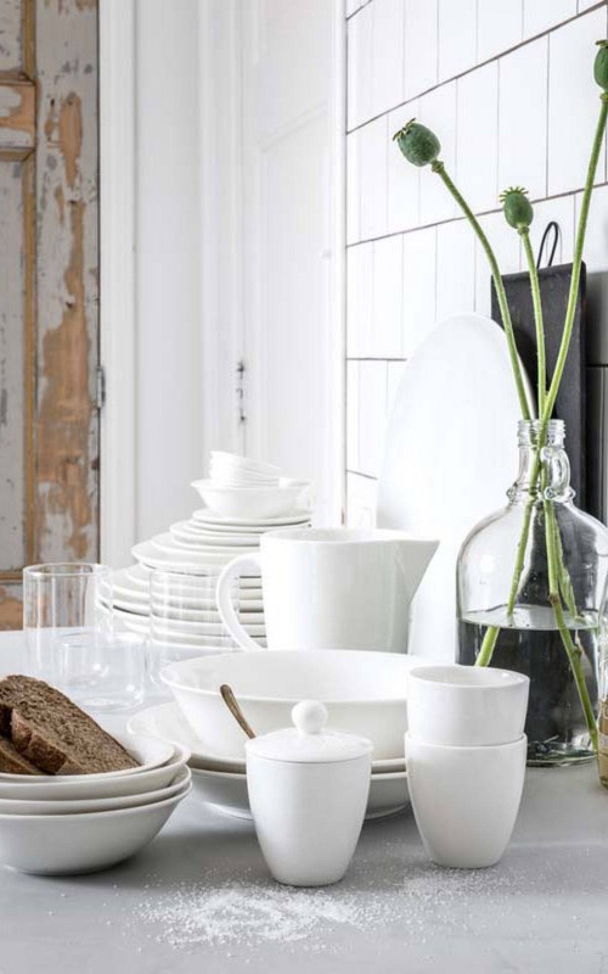 hoe-dek-je-je-eettafel-met-het-vt-wonen-porseleinen-servies