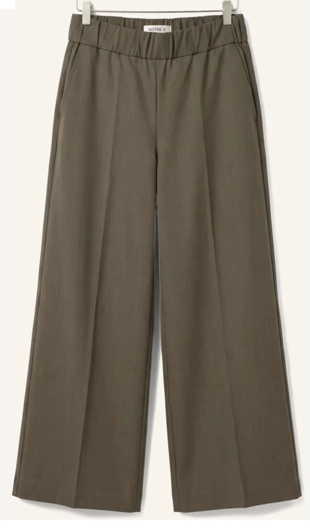 Wijde broek Notre V bij Omoda