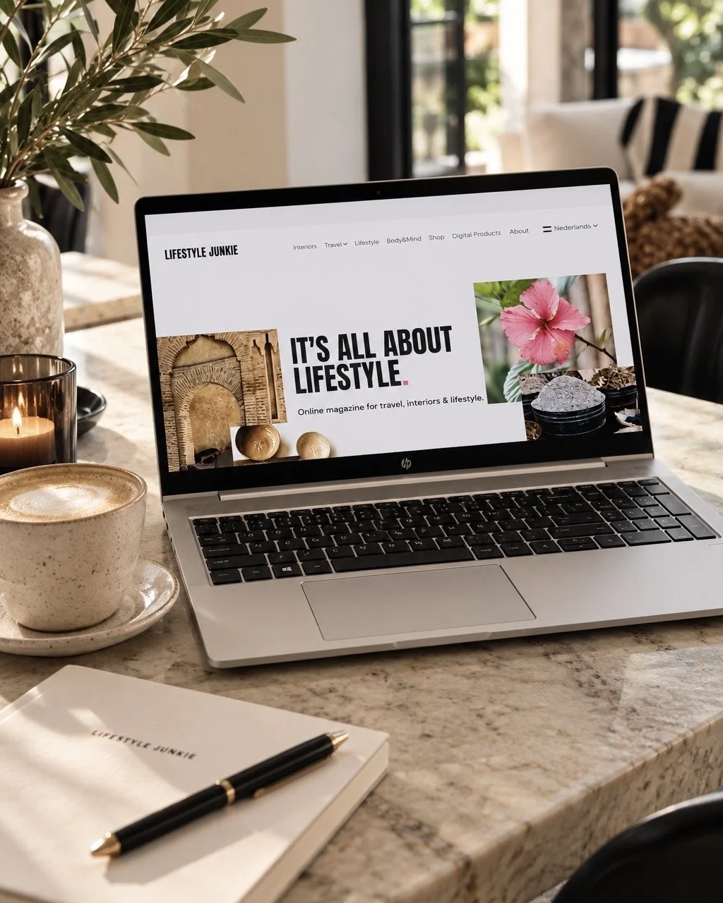 Zelf een website maken met Squarespace – Lifestyle Junkie website op laptop.