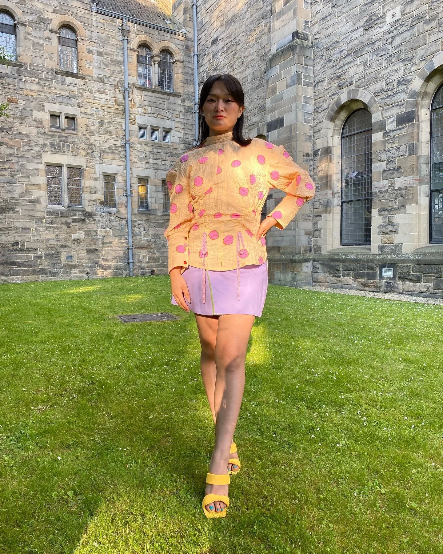 @nomicheese in the polka dot blouse and reversible skirt 🧡🧡🧡
&bull;
&bull;
&bull;
&bull;
#scottishfashion #slowfashion #dopaminedressing #colourfulfashion #reversiblefashion #innovativefashion