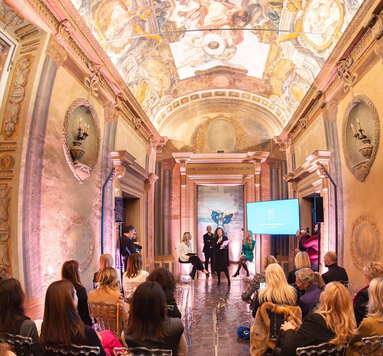 &ldquo; Le scelte di ogni giorno decidono il tuo presente e il tuo futuro&rdquo; 
questo abbiamo imparato durante l&rsquo;Evento HEALTH REVOLUTION 
del 29 Febbraio in @galleriacavourbologna 
dalla Dott.ssa @annamaria_acquaviva 

Vuoi saperne di pi&ug