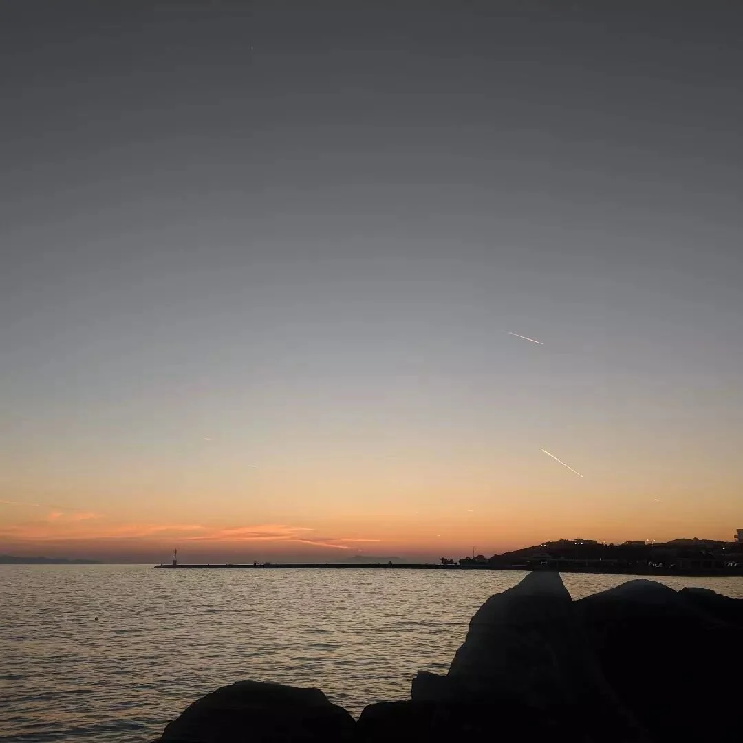 𝑳𝒖𝒏𝒂𝒓 𝑬𝒄𝒍𝒊𝒑𝒔𝒆 𝒊𝒏 𝑺𝒄𝒐𝒓𝒑𝒊𝒐 🌔♏️ 𝑳𝒆𝒕 𝒈𝒐 𝒇𝒐𝒓 𝒈𝒐𝒐𝒅
⠀
This transformative Lunar Eclipse is exact Friday, May 5 at 13h33 EST / 19h33 CET at 14&deg;57&rsquo; of Scorpio.
⠀
The 5&rsquo;s Lunar Eclipse in Scorpio closes a karmi