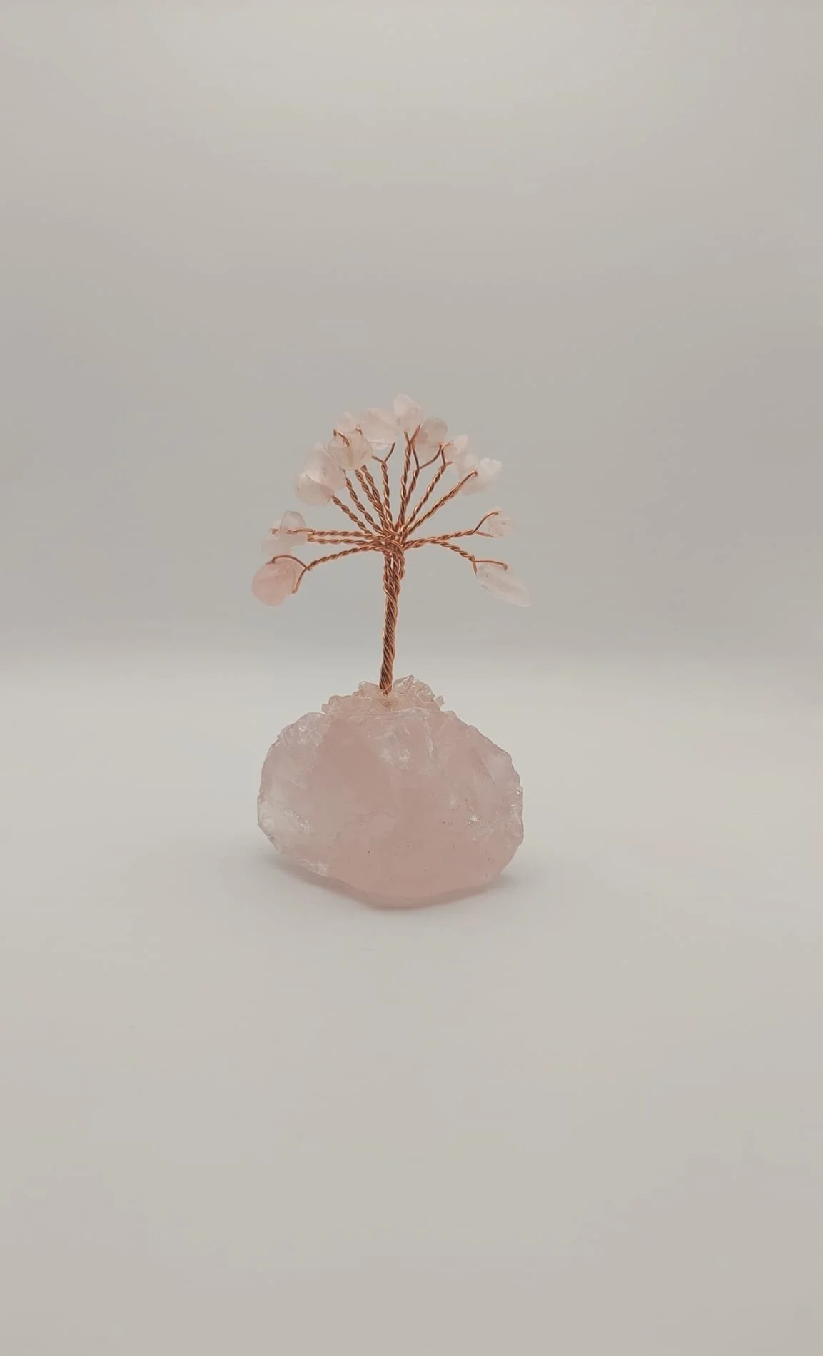 Arbre+de+vie+quartz+rose+sur+fond+blanc.jpg