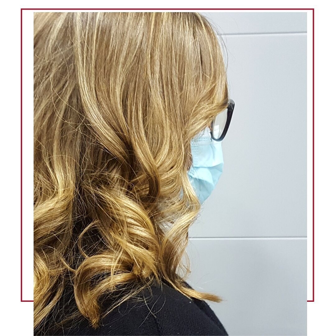 &iexcl;Detalle de un trabajo bien hecho! 
🎨En #Entre3 somos expertas en color, consiguiendo siempre los resultados esperados. 
🎨 &iquest;Tienes una idea en mente? &iexcl;Nosotras lo conseguimos!