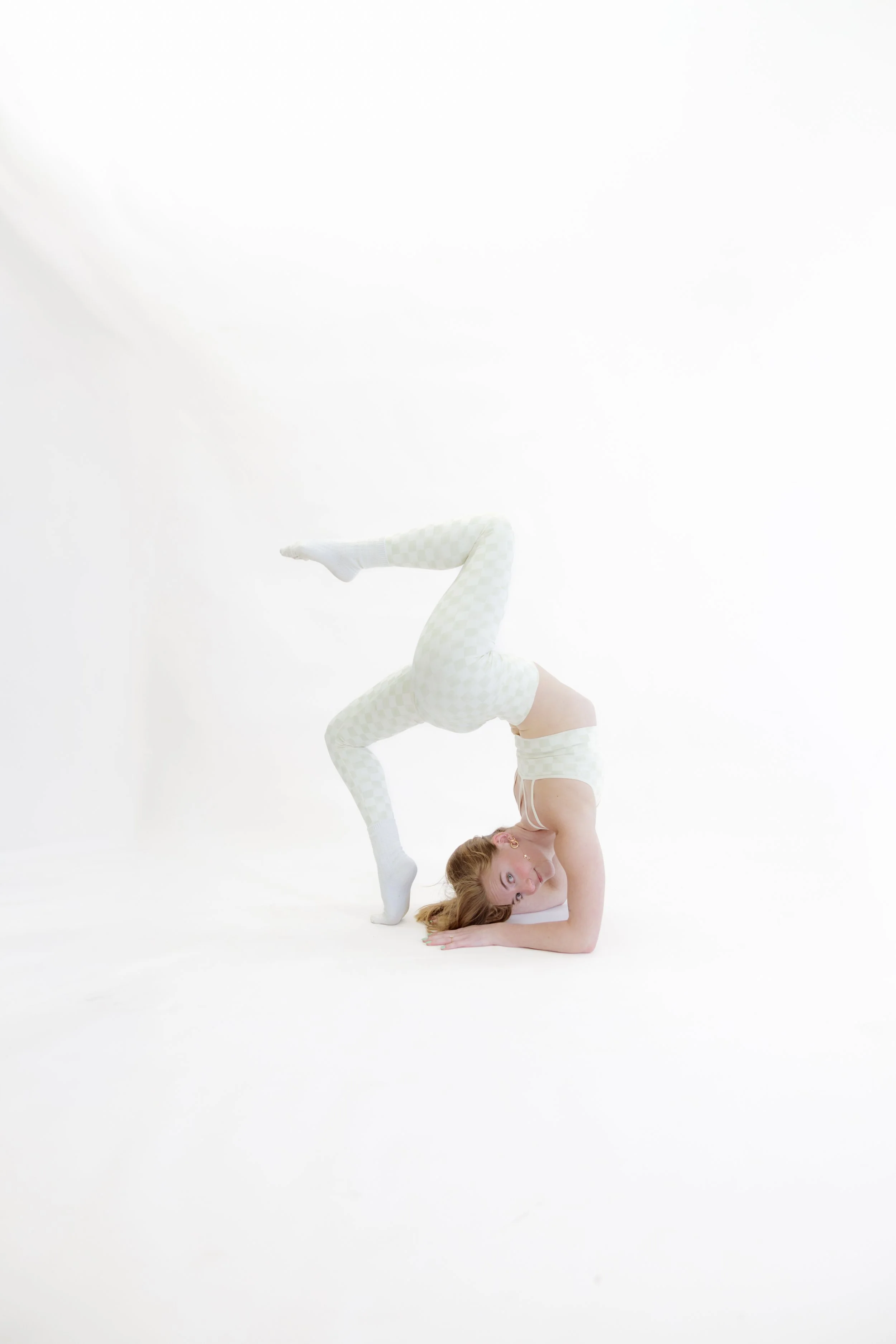 T+KaleighHeadshots-4.jpg