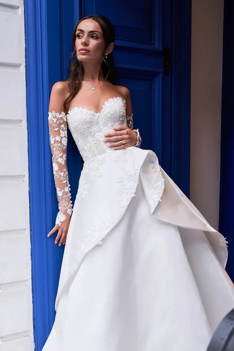 Caroline Castigliano Trunk Show