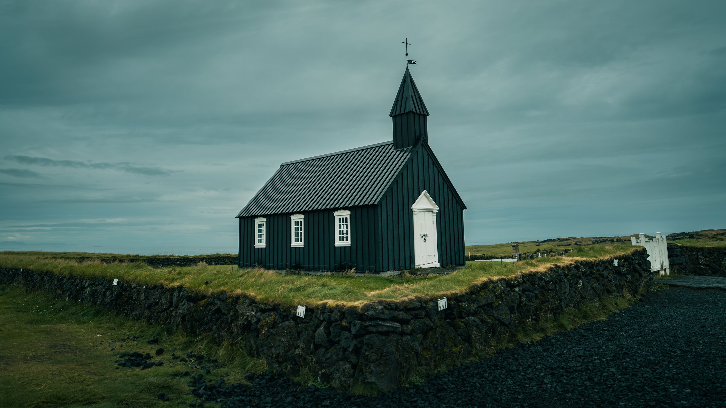 R5_07582_D7-8-12_Búðakirkja-small.jpg
