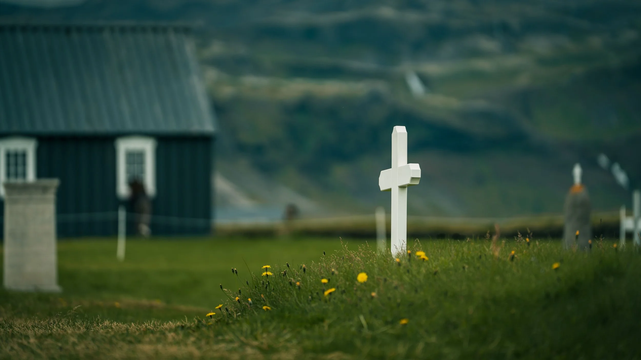 R5_07524_D7-8-12_Búðakirkja-small.jpg