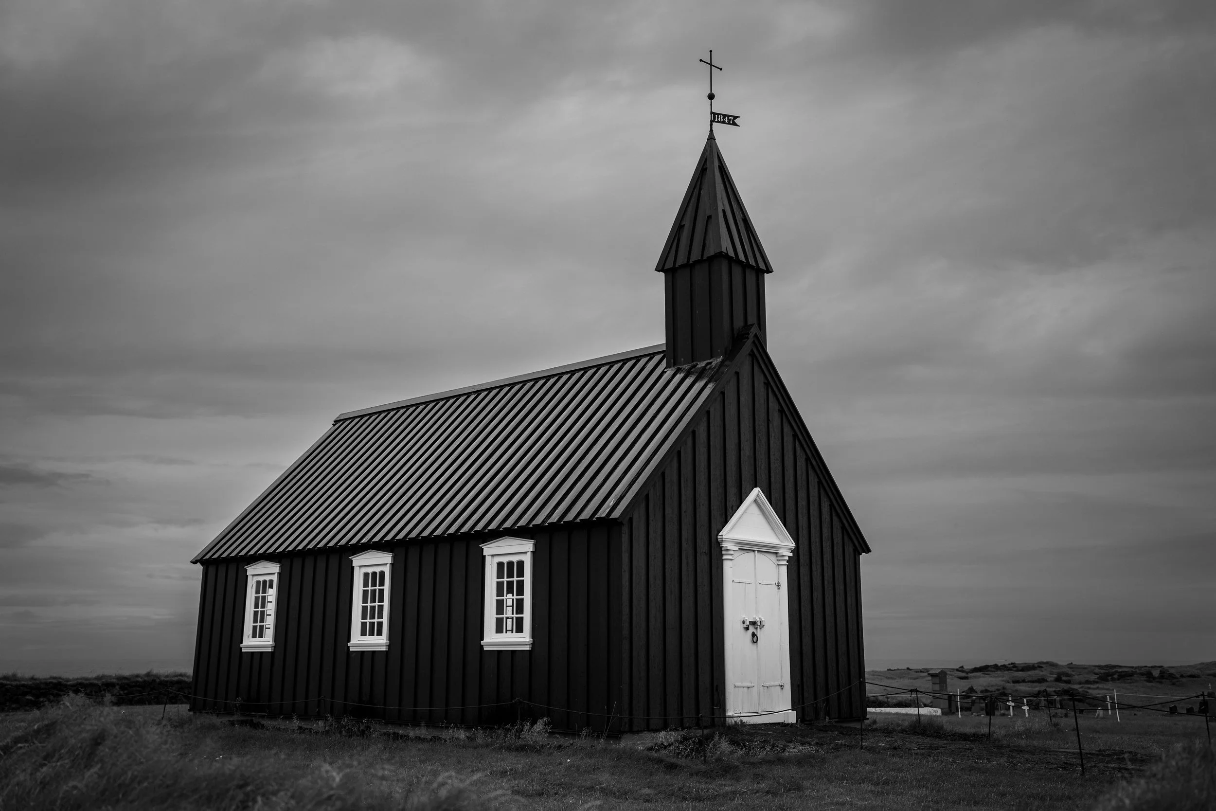 R5_07575_BW_D7-8-12_Búðakirkja-small.jpg