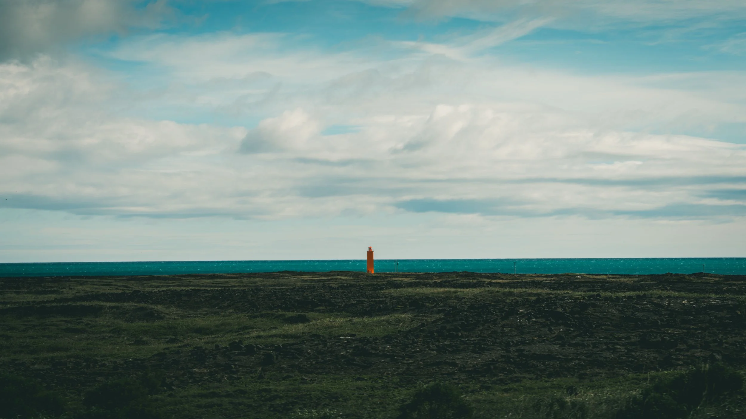 R5_05248_D3-8-8_Route42-KrísuvíkurbergLighthouse-small.jpg