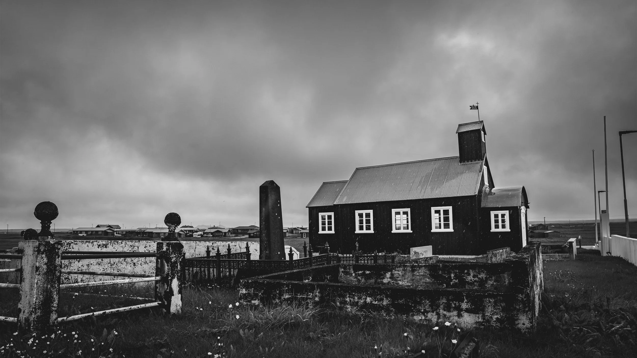 R5_04830_BW_D1-8-6_Hafnir-small.jpg