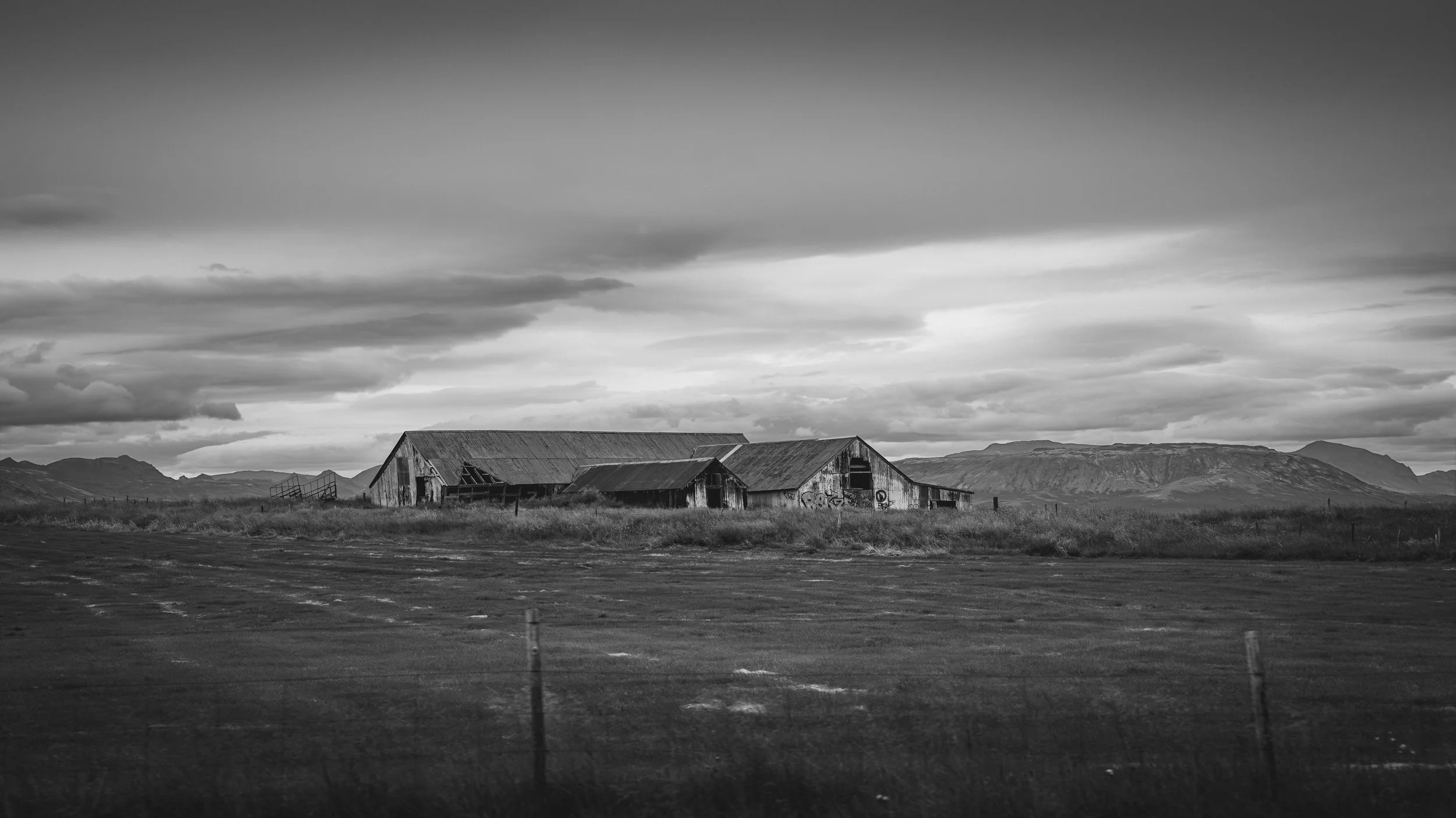 R5_07128_BW_D6-8-11_Route37-small.jpg