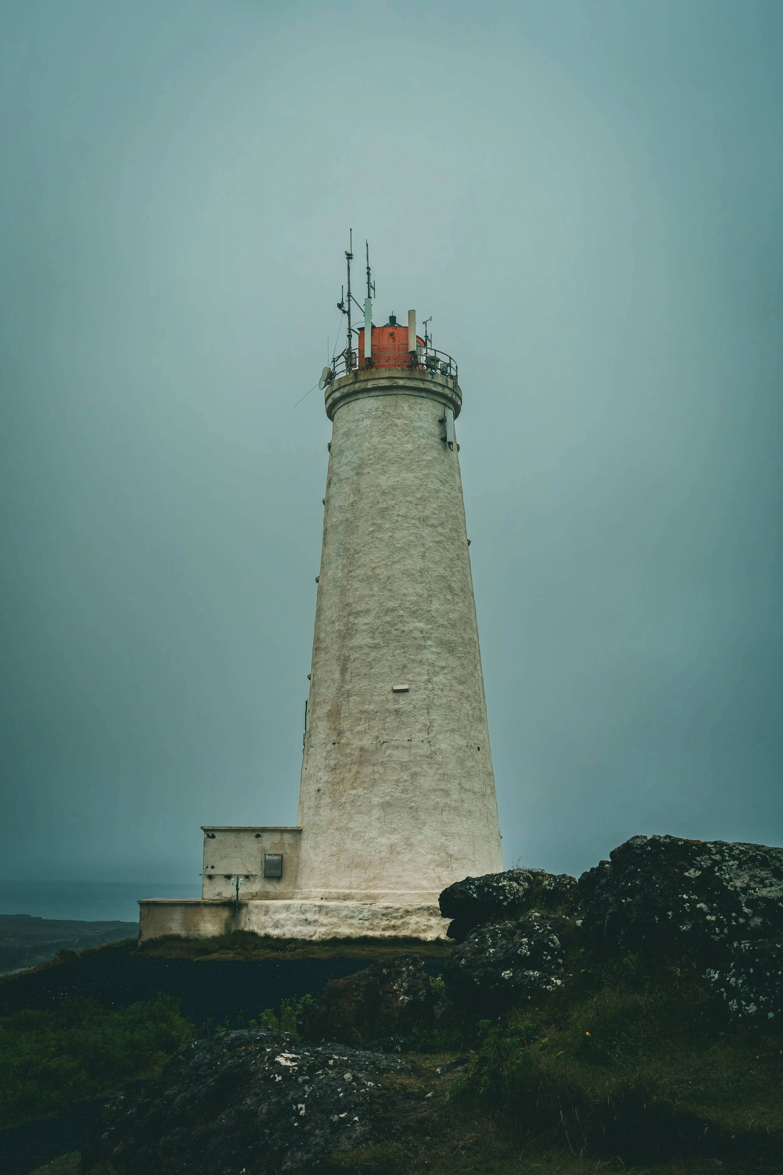 R5_04726_D1-8-6_Reykjanes_Lighthouse-small.jpg