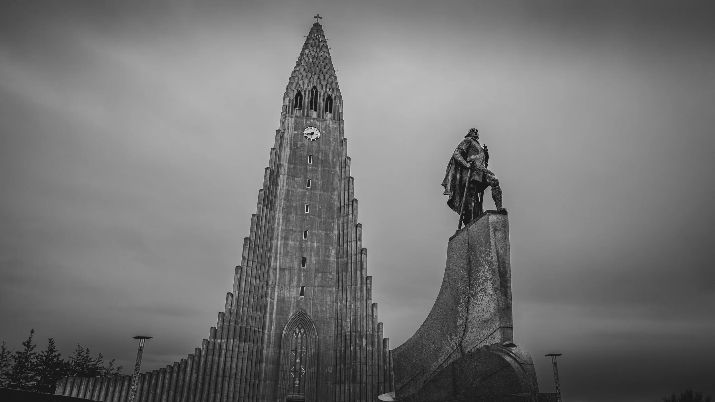 R5_05023_BW_D2-8-7_ Reykjavík-Hallgrimskirkja-small.jpg